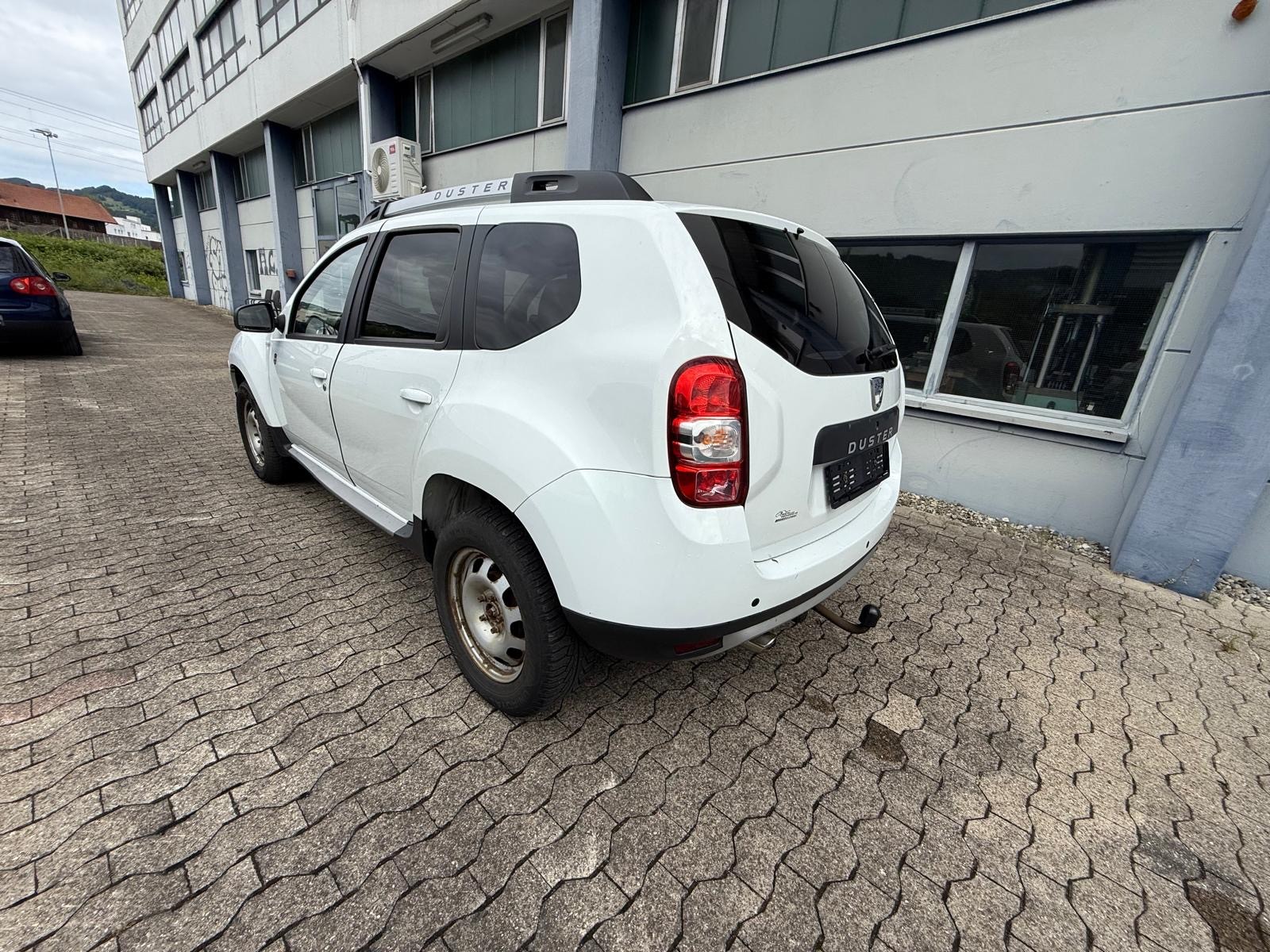 DACIA Duster 1.2 T Fischer man's Friend 4x4-image-3