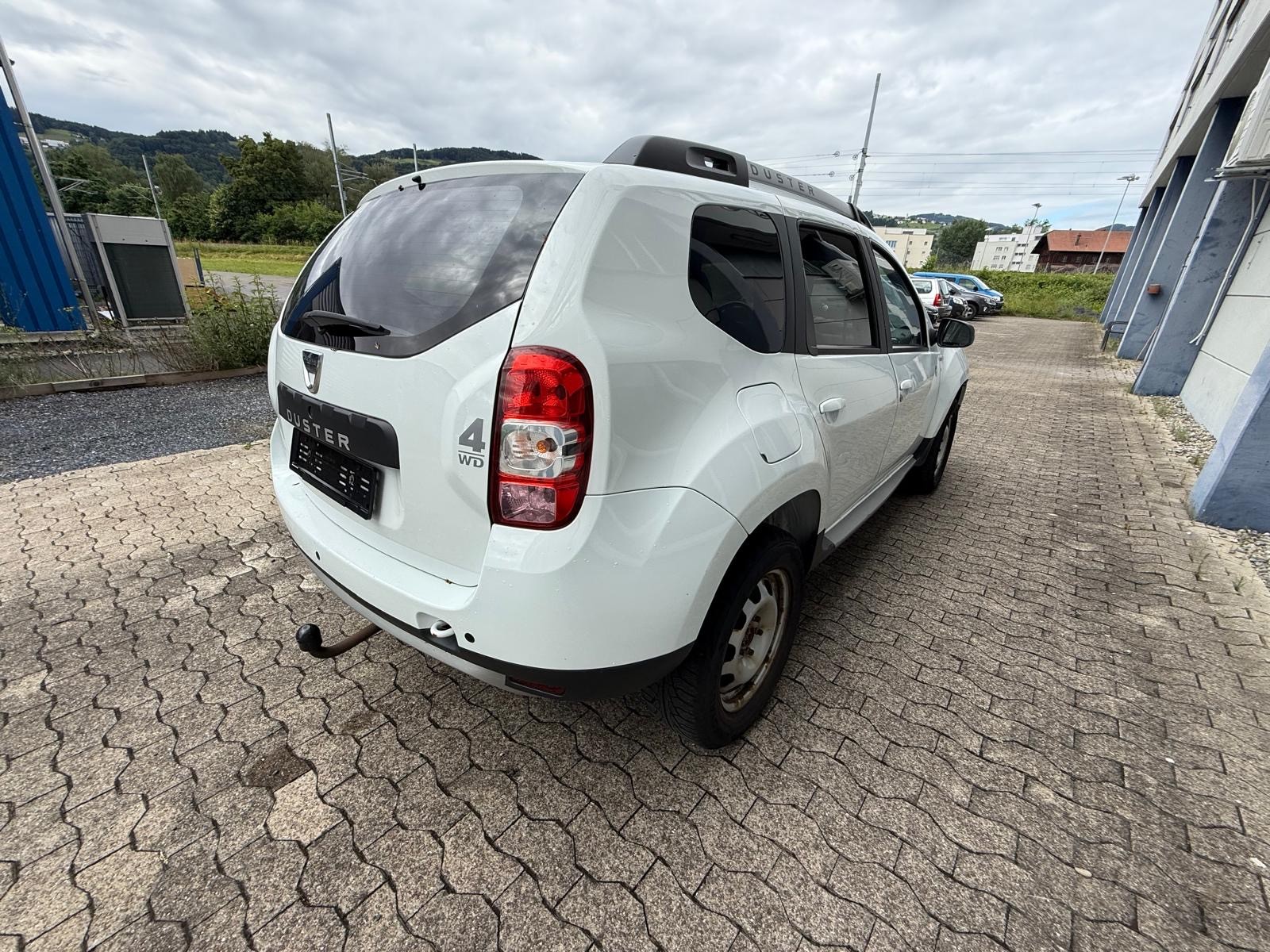 DACIA Duster 1.2 T Fischer man's Friend 4x4-image-2