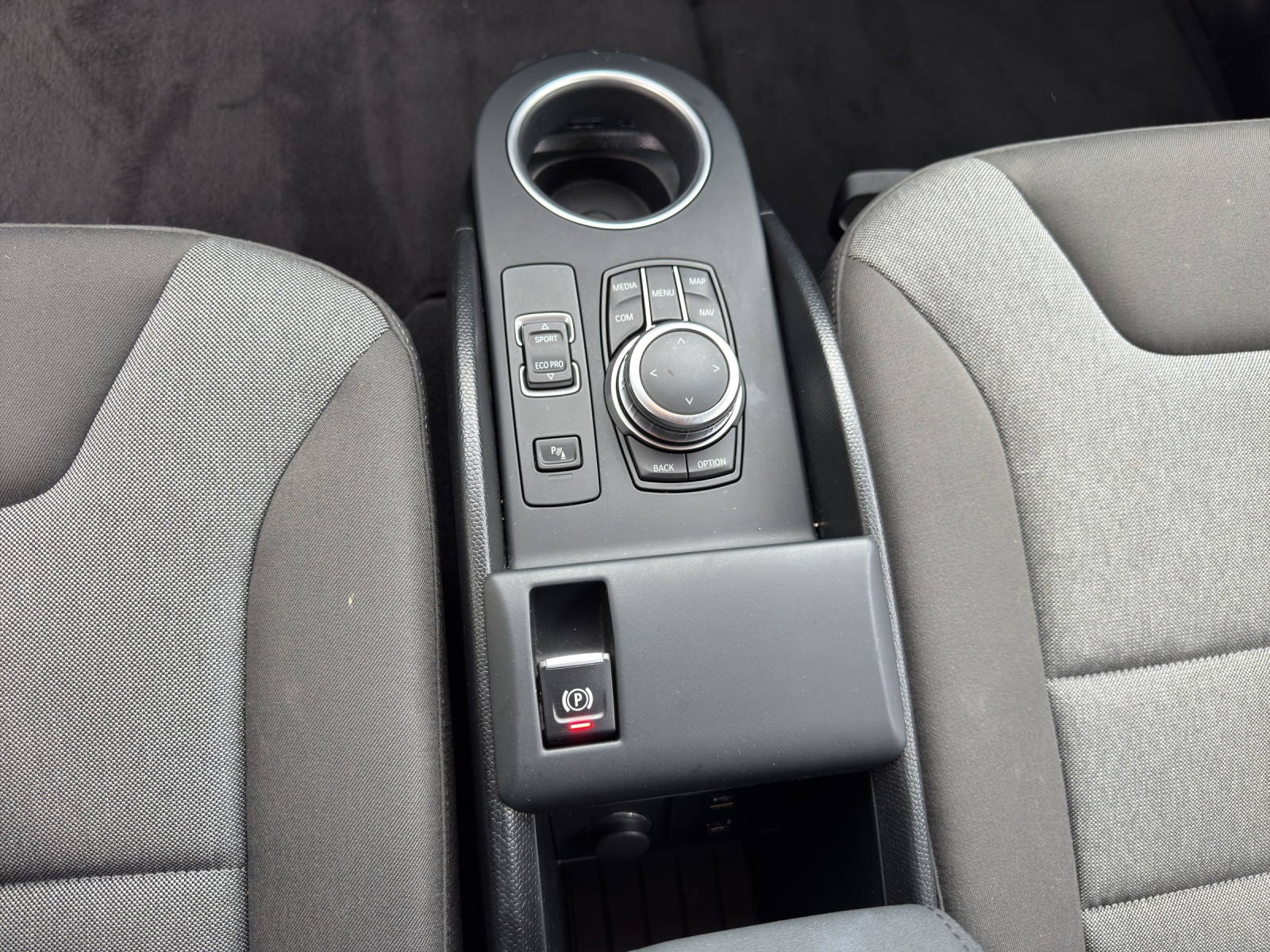 BMW i3 S 120 Ah COMFORT PAKET-image-14