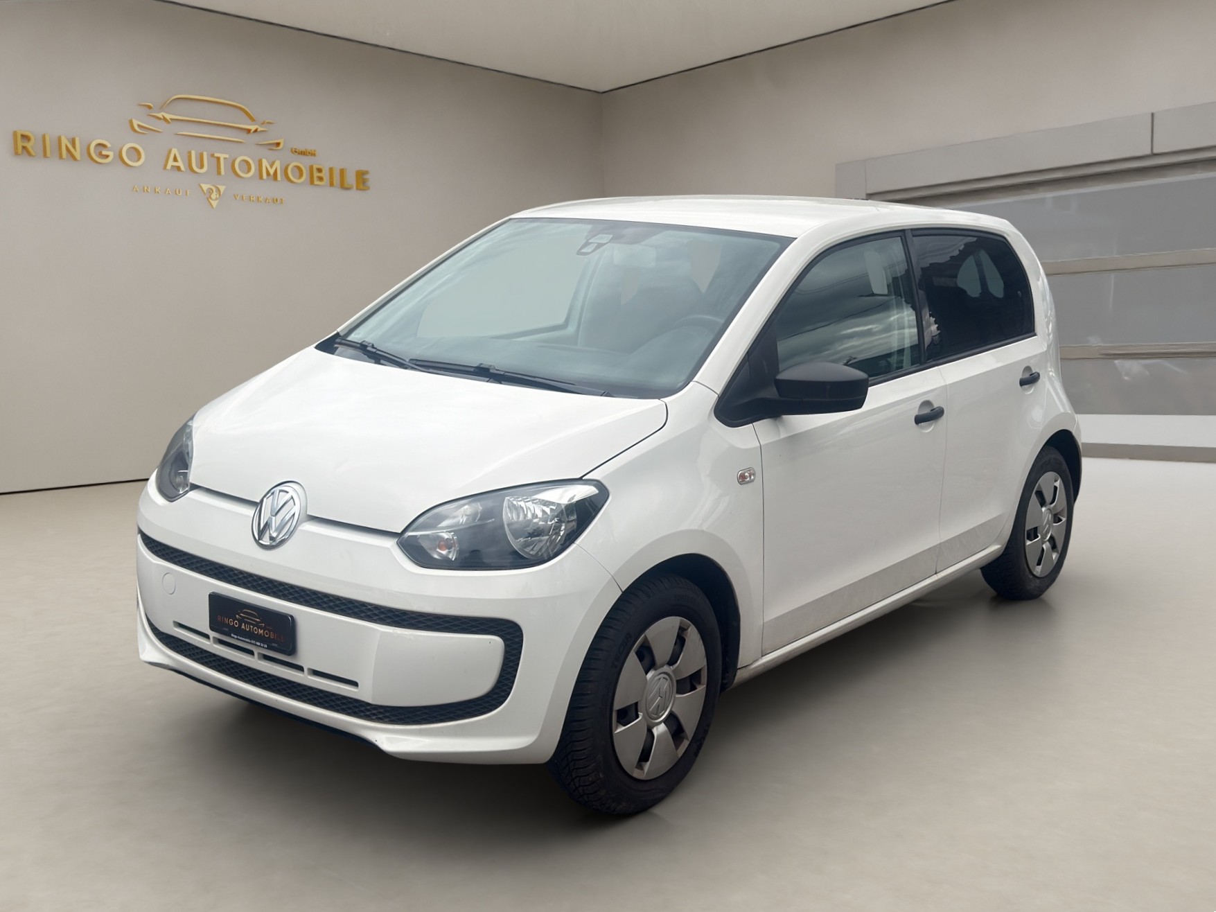 VW Up 1.0 white up Art on Ice-image-2
