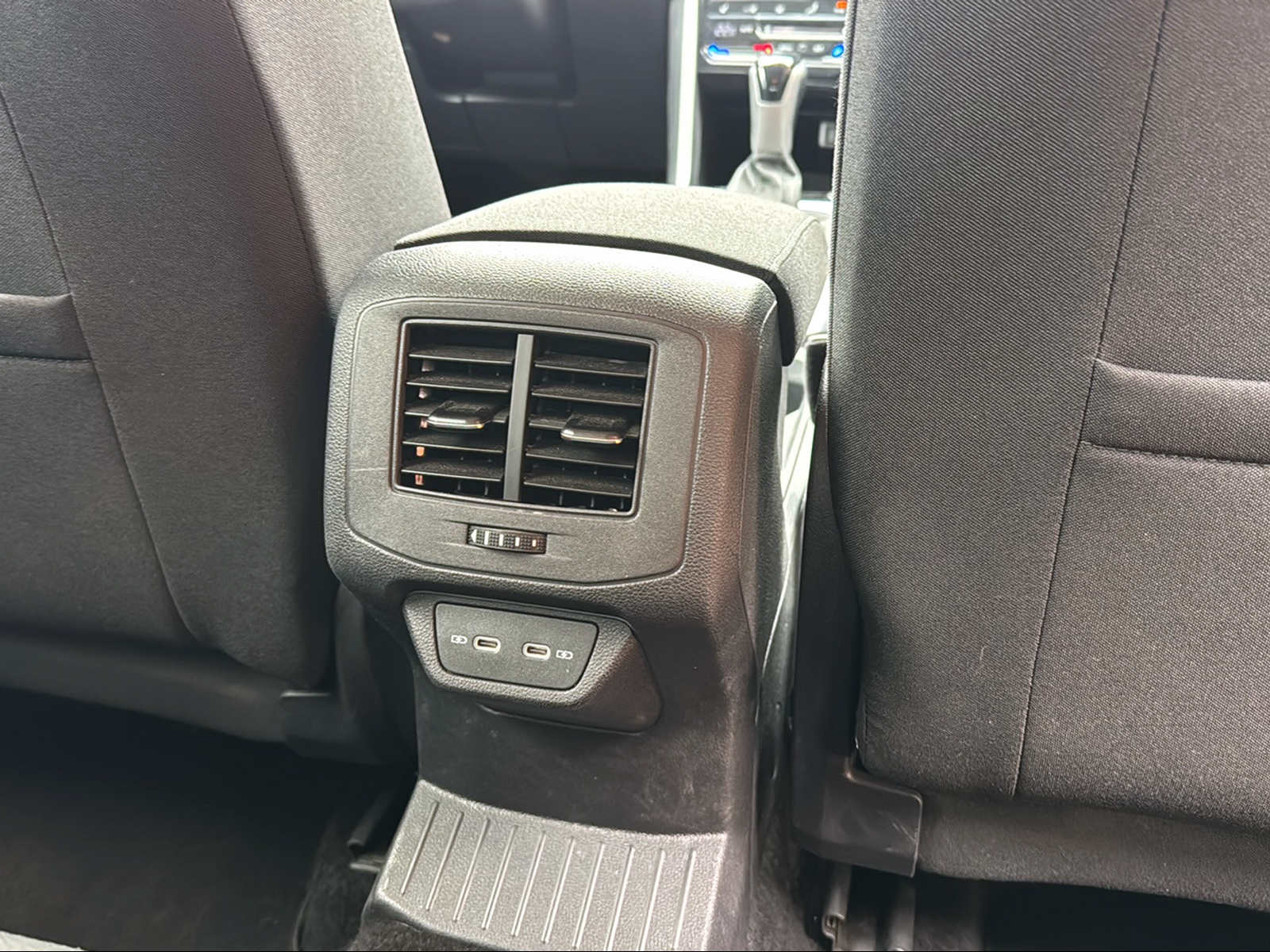 VW T-Roc 1.5 TSI EVO Life DSG-image-16