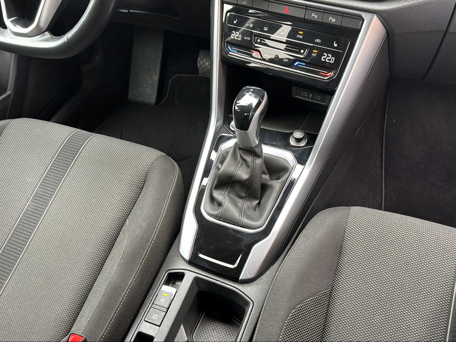 VW T-Roc 1.5 TSI EVO Life DSG-image-14