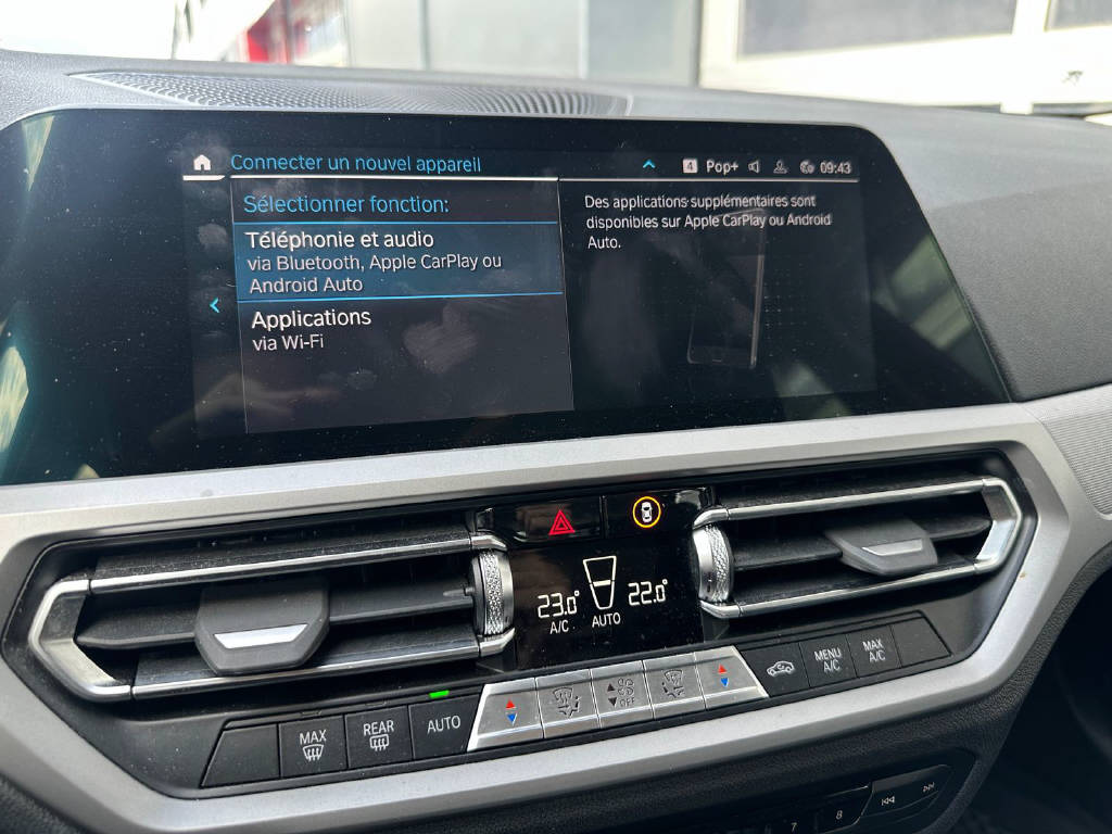 BMW 320e xDrive Touring - CH-image-11