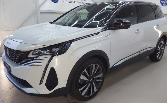 PEUGEOT 5008 1.5 BlueHDi GT EAT8