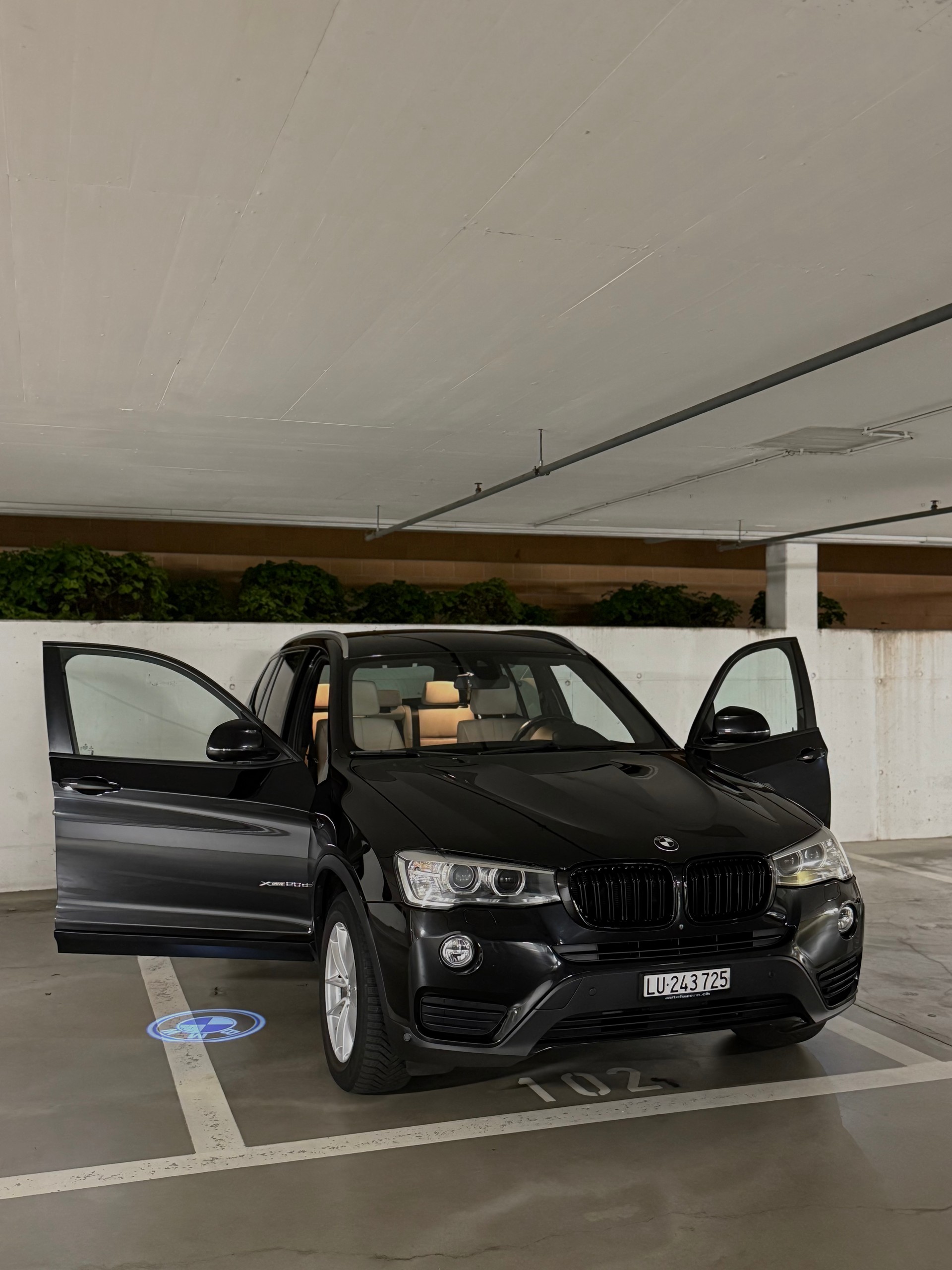 BMW 20d xDrive-image-4