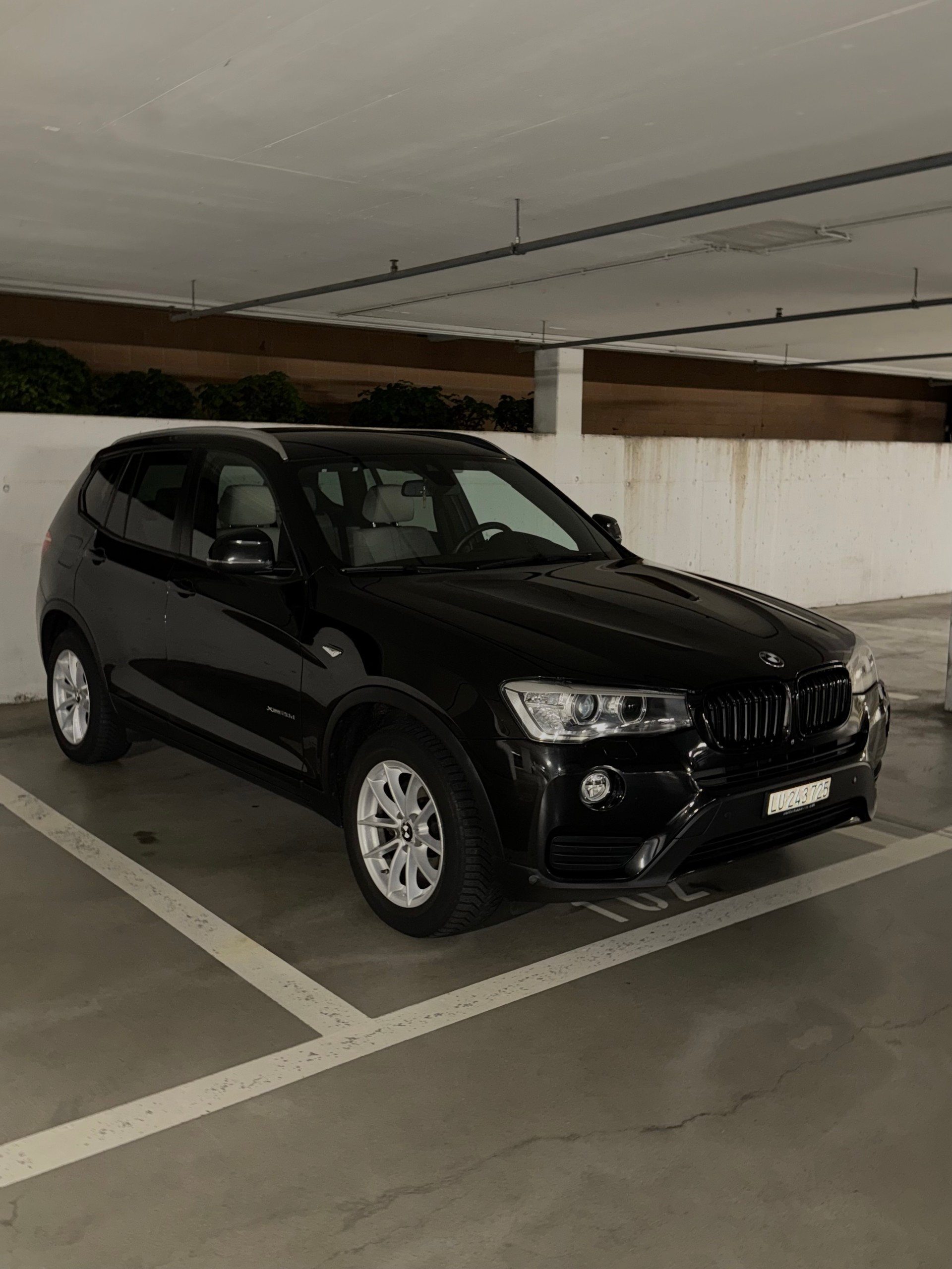 BMW 20d xDrive-image-0