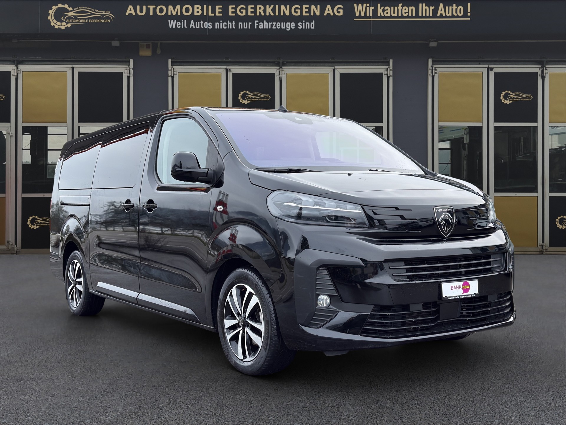 PEUGEOT Traveller 2.0 BlueHDi Business Long EAT8-image-2