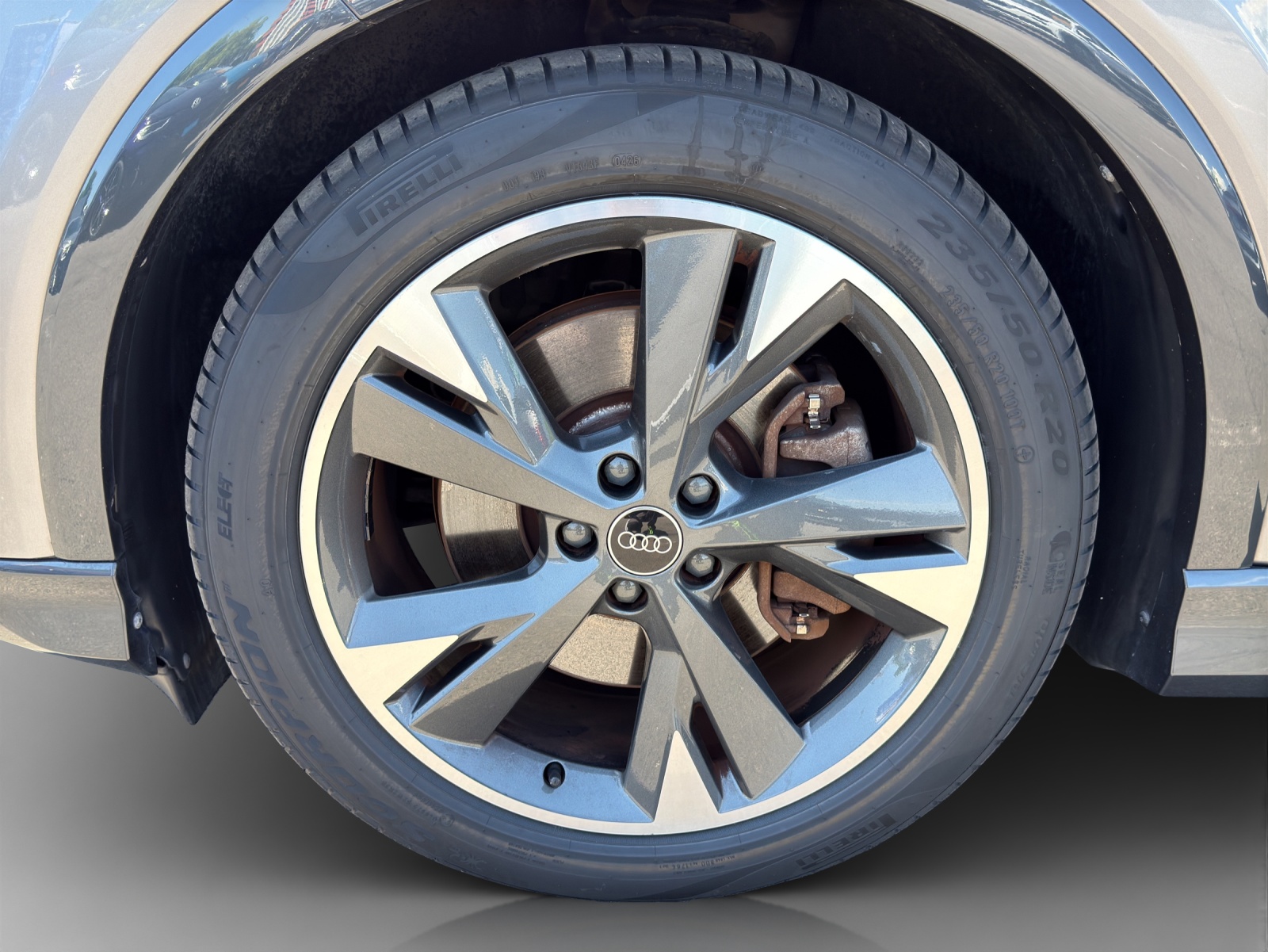 AUDI Q4 e-tron 50 quattro-image-14