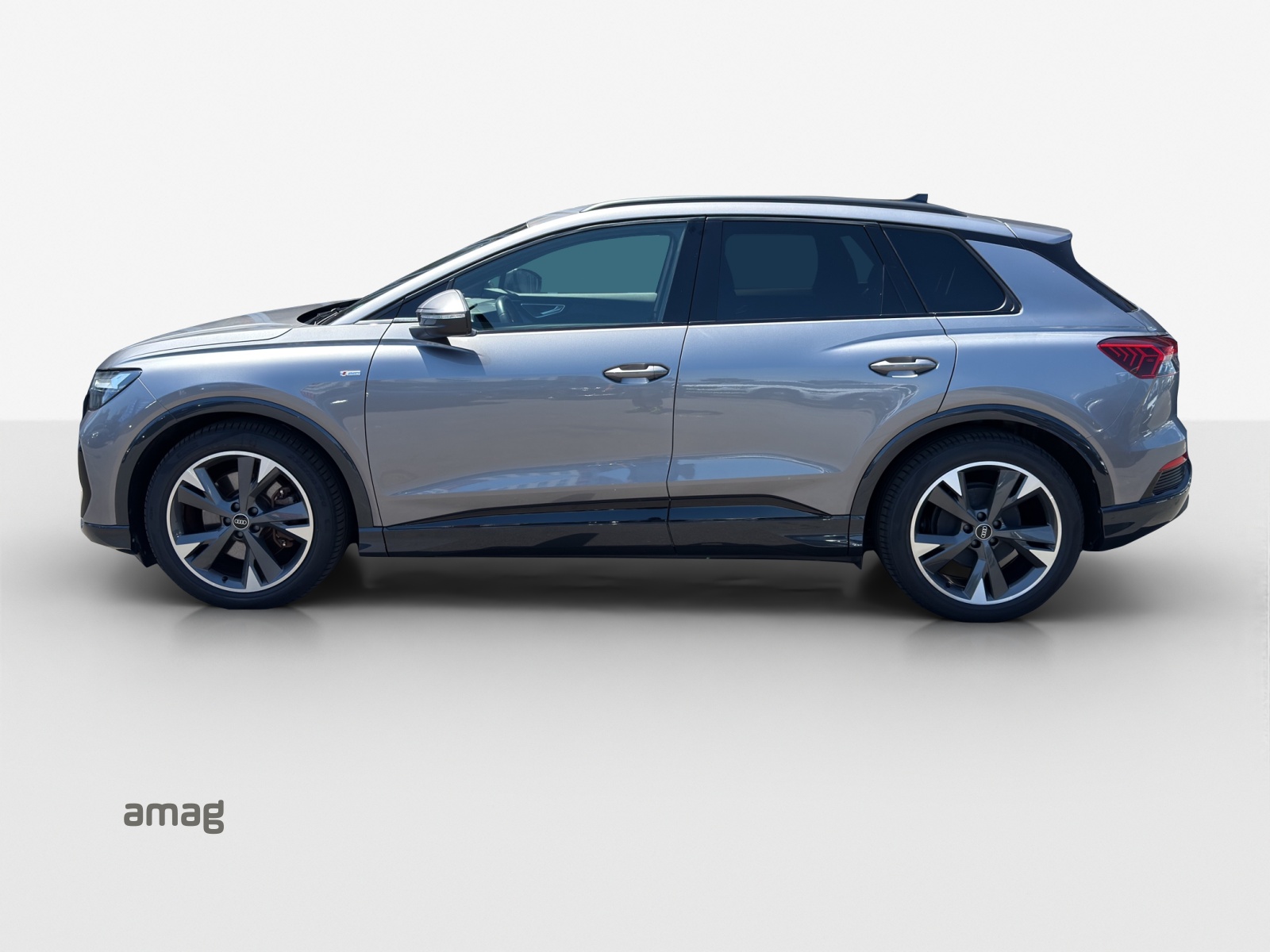 AUDI Q4 e-tron 50 quattro-image-1