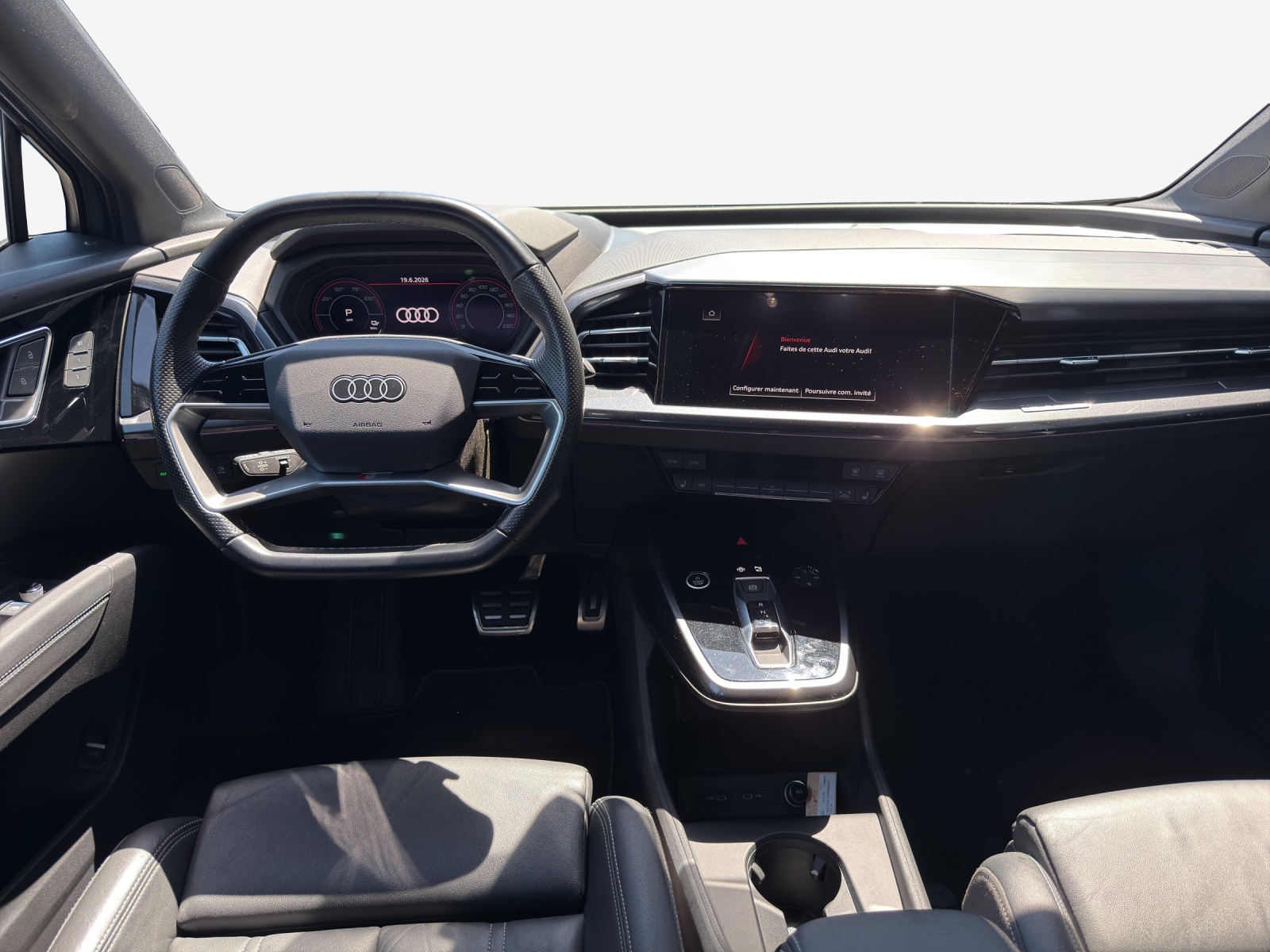 AUDI Q4 e-tron 50 quattro-image-9