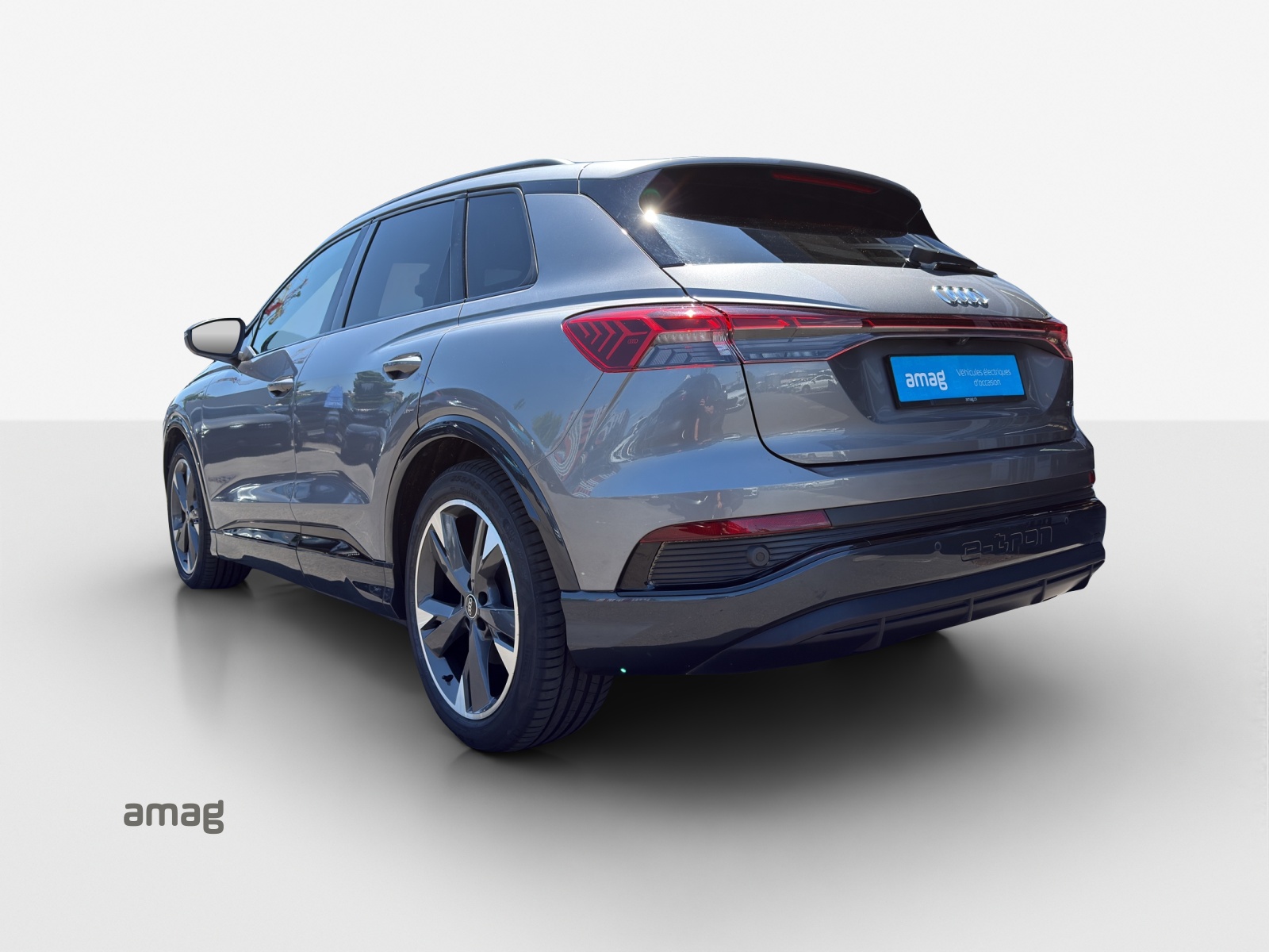 AUDI Q4 e-tron 50 quattro-image-2