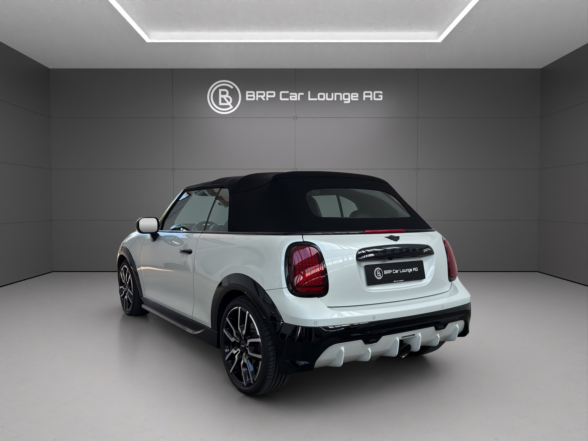MINI Cooper John Cooper Works Cabriolet DKG-image-2