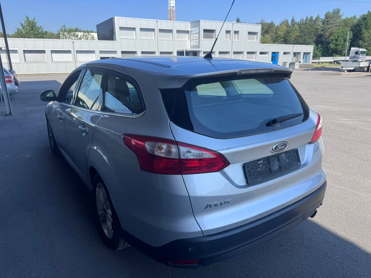 FORD Focus 2.0 TDCi Titanium PowerShift-image-4