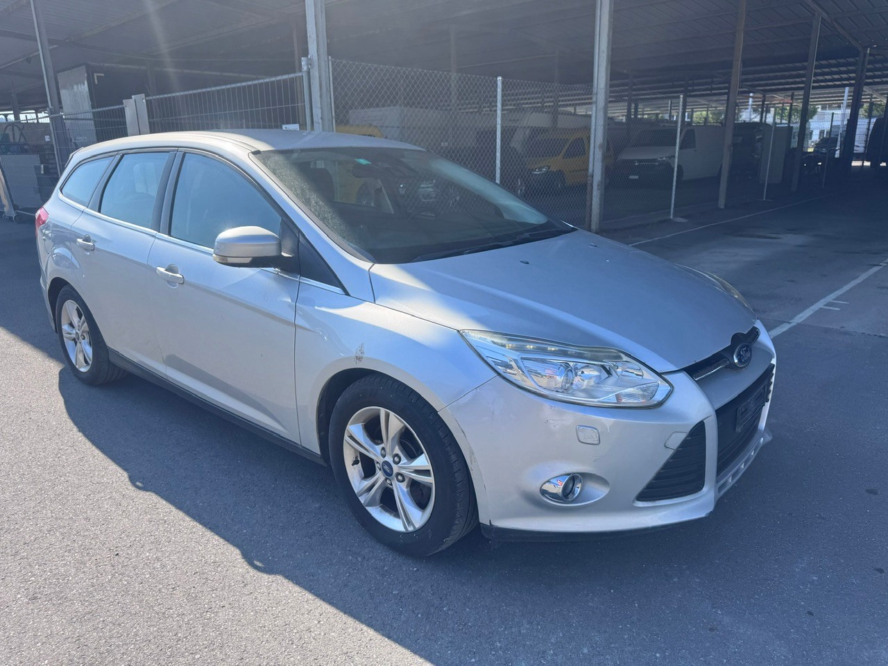 FORD Focus 2.0 TDCi Titanium PowerShift-image-2