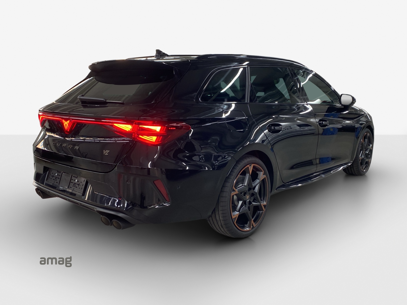 CUPRA LEON ST 2.0 TSI VZ DSG 4Drive-image-4