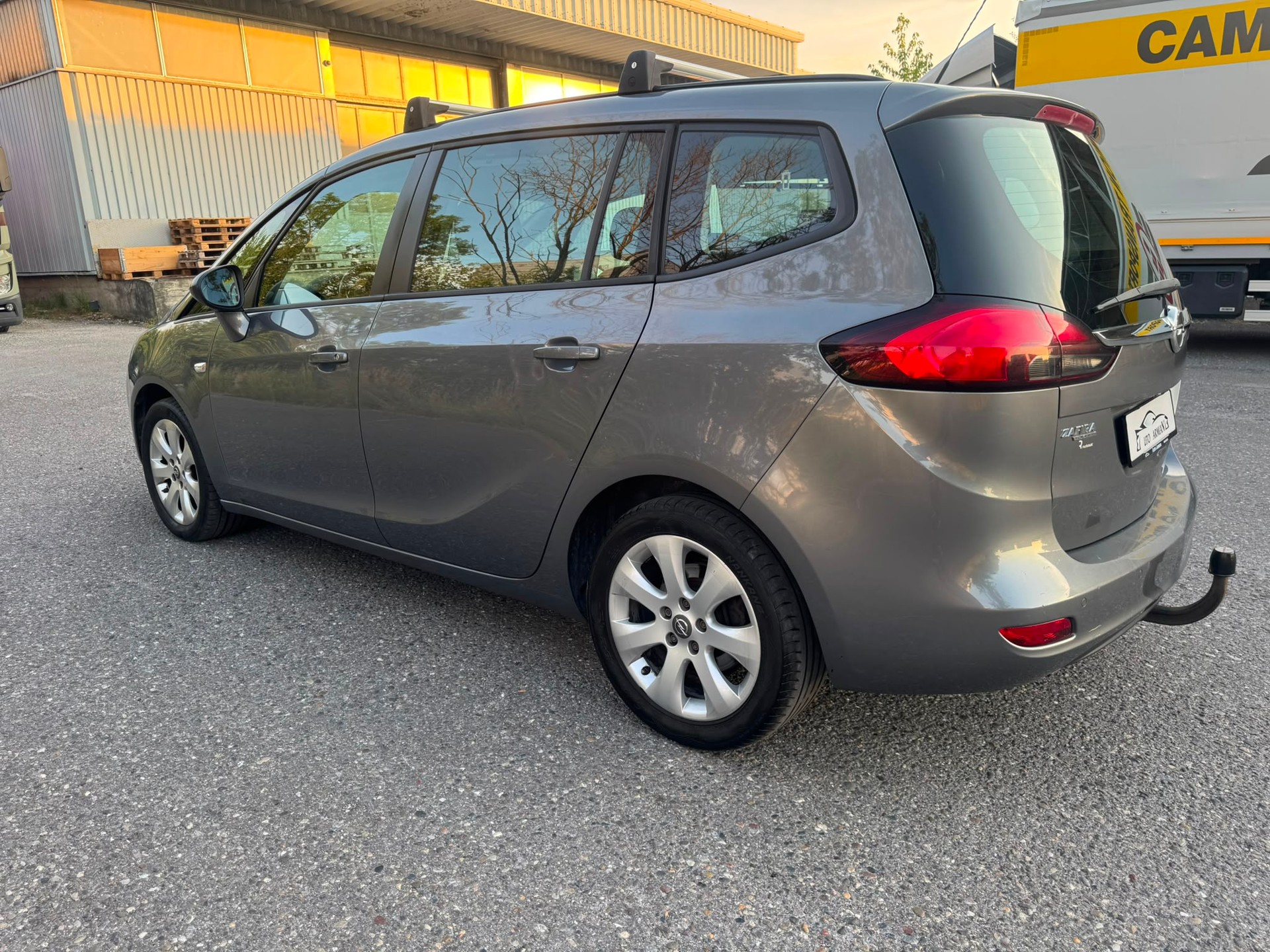 OPEL Zafira Tourer 1.4i 16V Turbo Drive Automatic-image-5