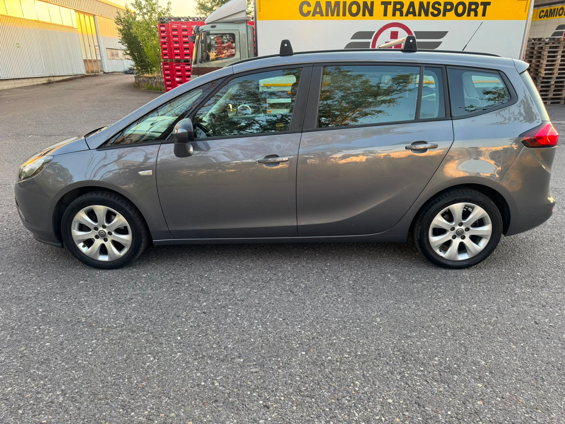 OPEL Zafira Tourer 1.4i 16V Turbo Drive Automatic-image-8