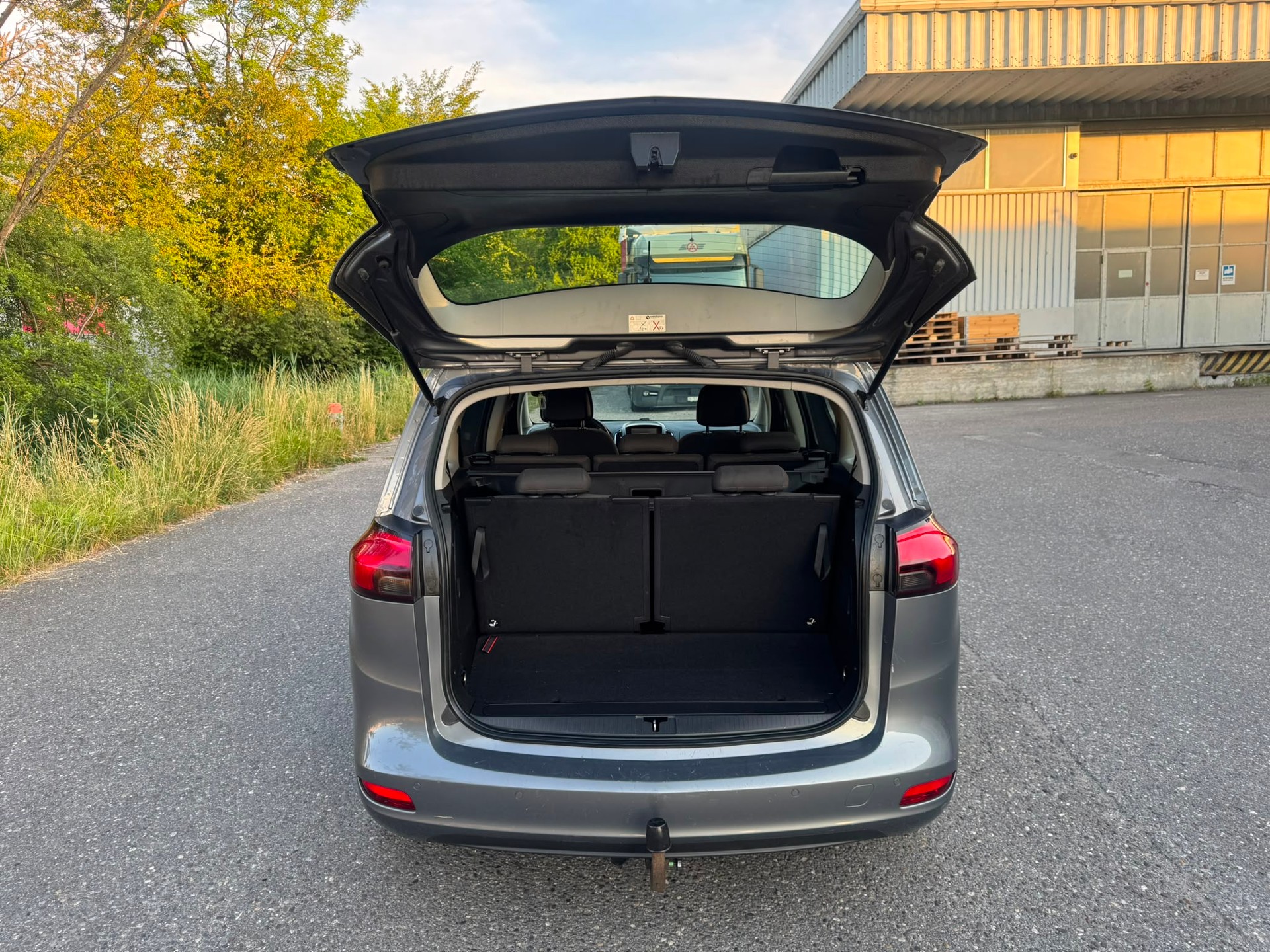 OPEL Zafira Tourer 1.4i 16V Turbo Drive Automatic-image-6