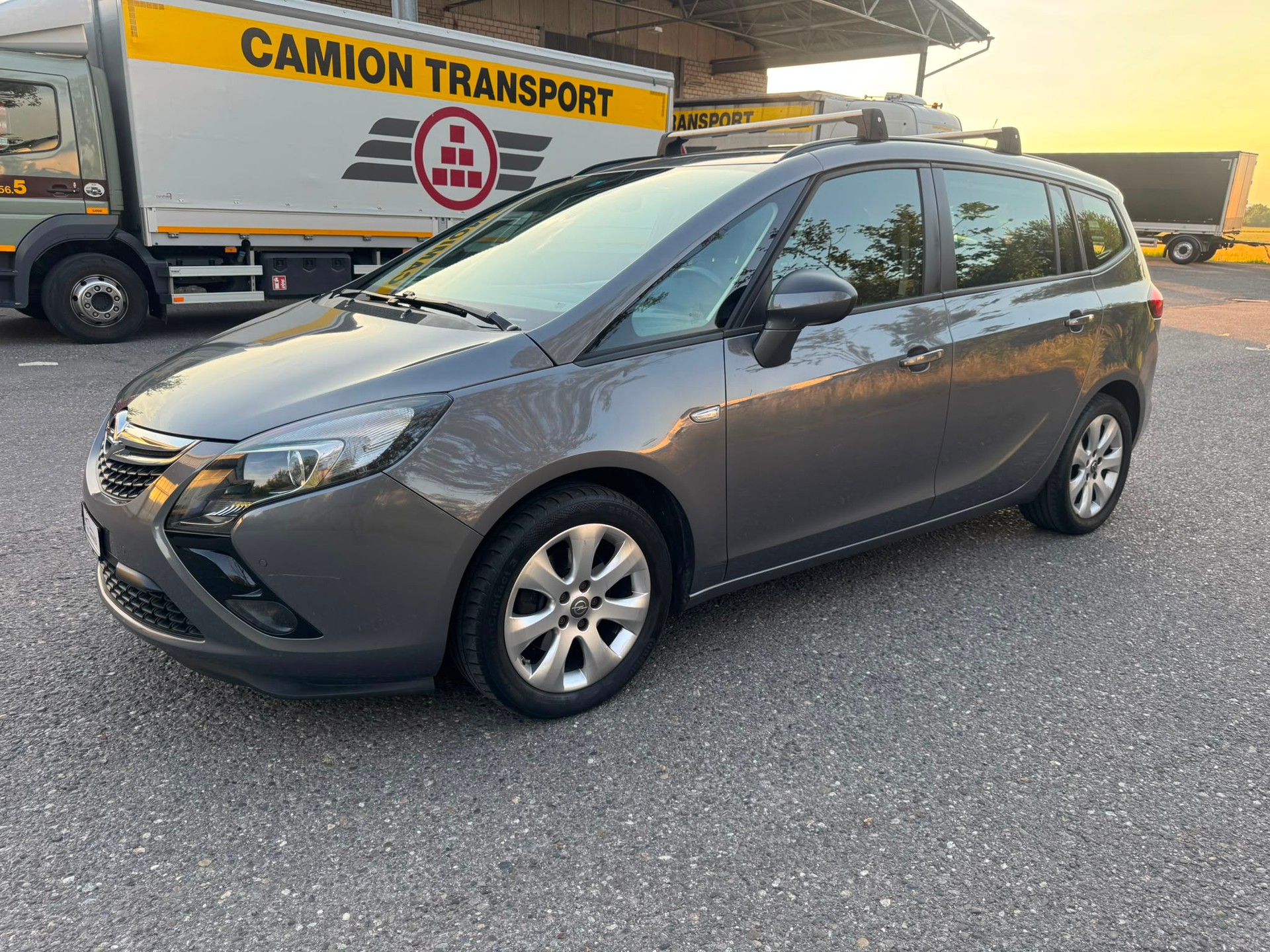 OPEL Zafira Tourer 1.4i 16V Turbo Drive Automatic-image-2