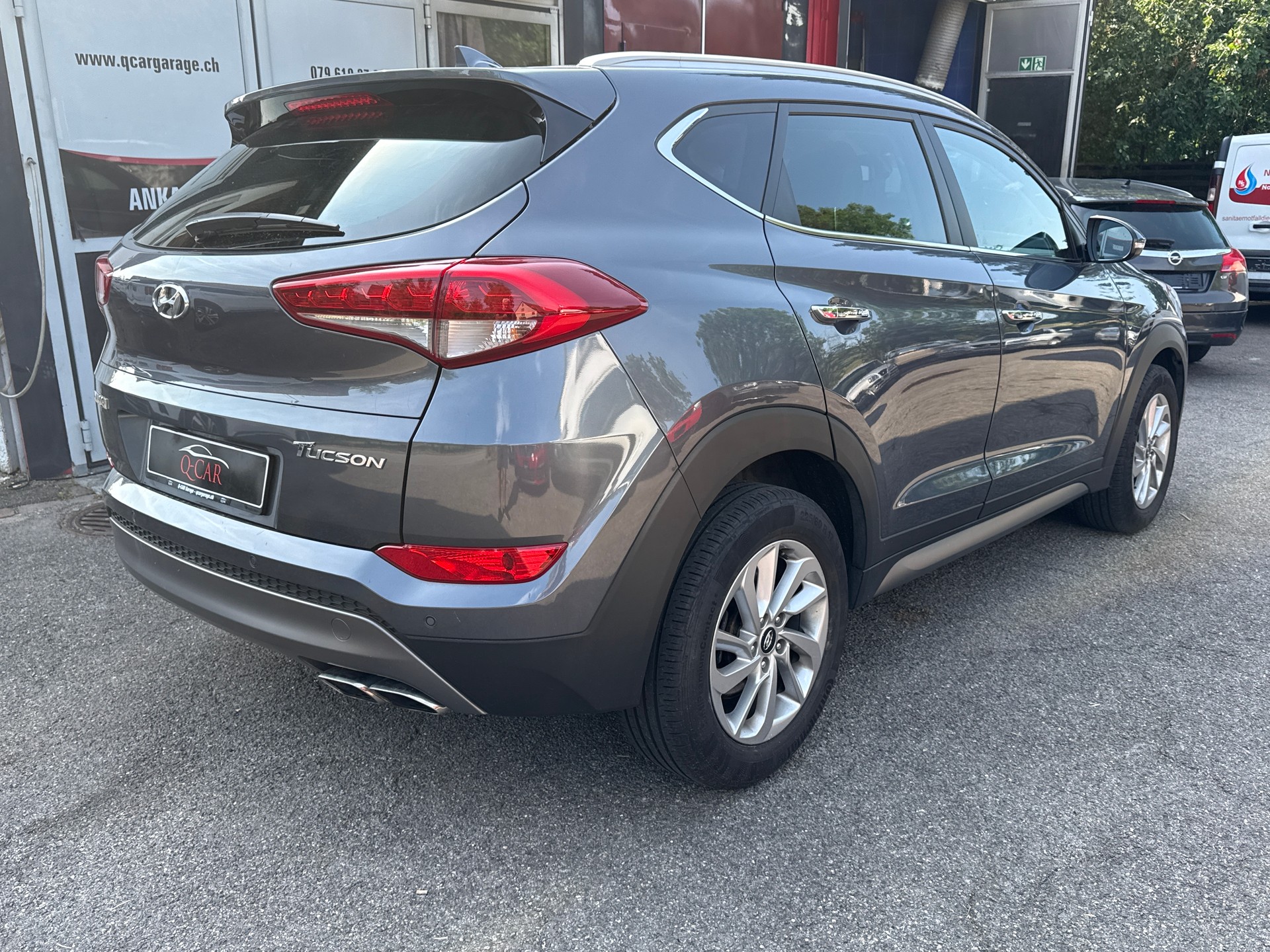 HYUNDAI Tucson 2.0 CRDI Plena 2WD-image-5