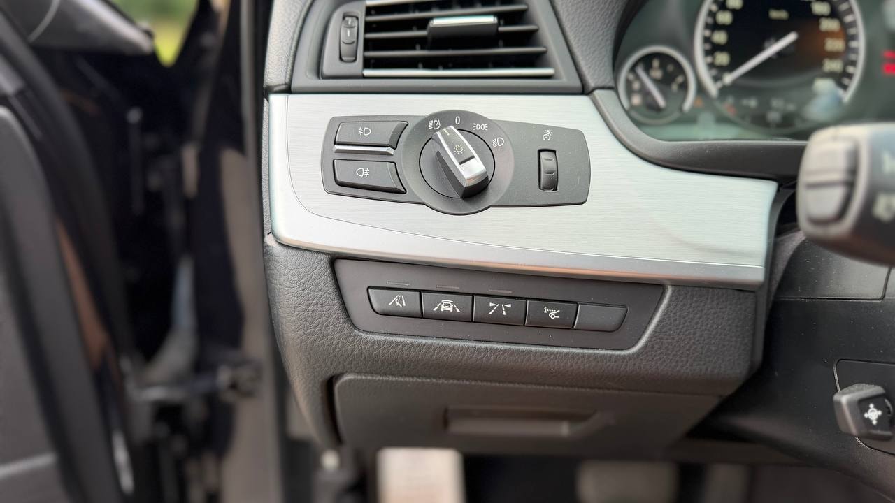 BMW 535i Touring Steptronic-image-9