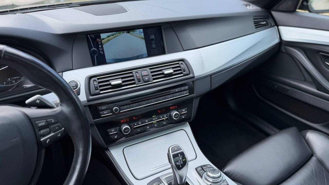BMW 535i Touring Steptronic-image-8