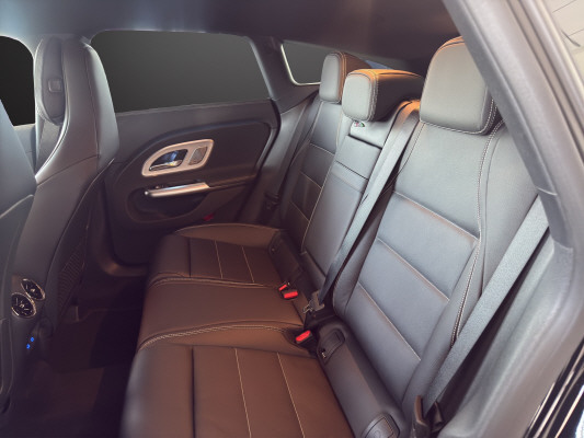 MERCEDES-BENZ CLA SB 220 4M 8G-DCT-image-9
