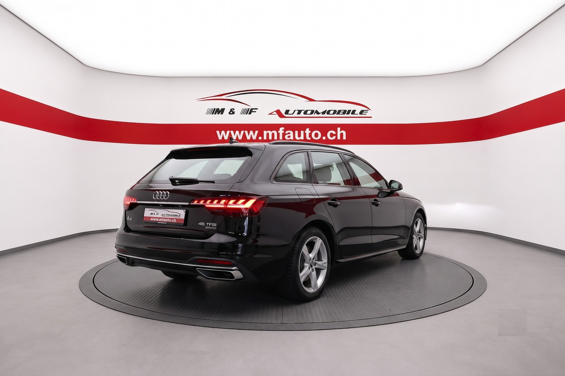 AUDI A4 Avant 2.0 40 TDI Advanced quattro S-Tronic CH FAHRZEUG-image-5