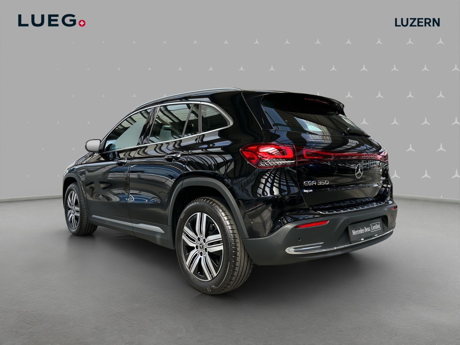 MERCEDES-BENZ EQA 350 4Matic-image-2