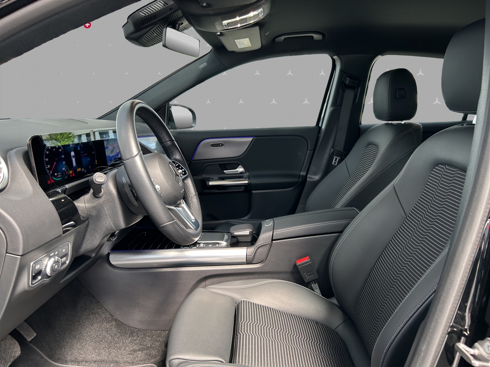 MERCEDES-BENZ EQA 350 4Matic-image-7