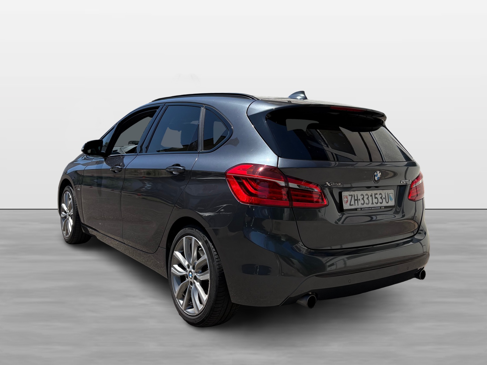 BMW 225i xDrive Active Tourer Sport Line Steptronic-image-3