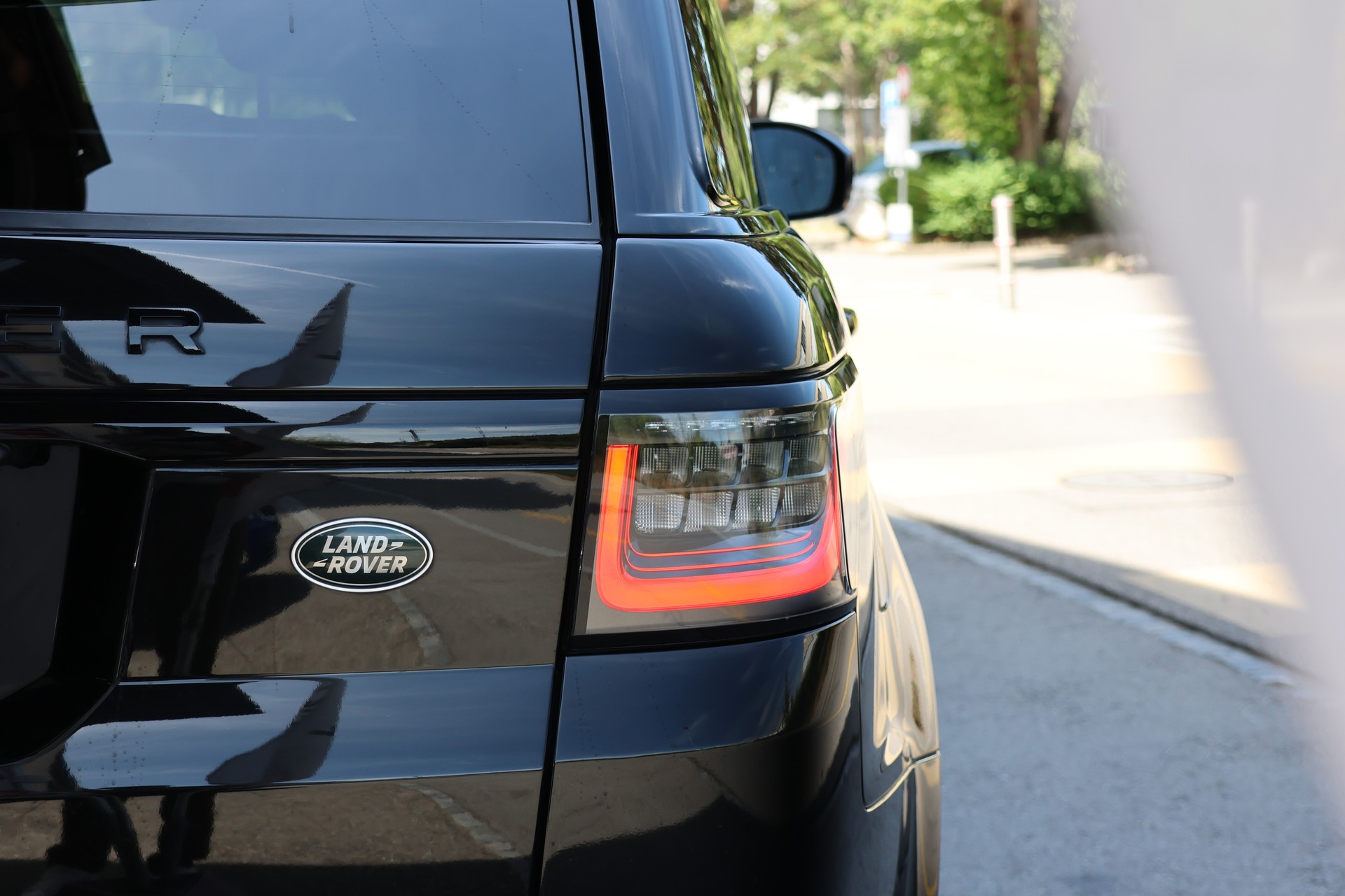 LAND ROVER Range Rover Sport P400e 2.0 I4 PHEV HSE Dyn Stealth Aut.-image-6