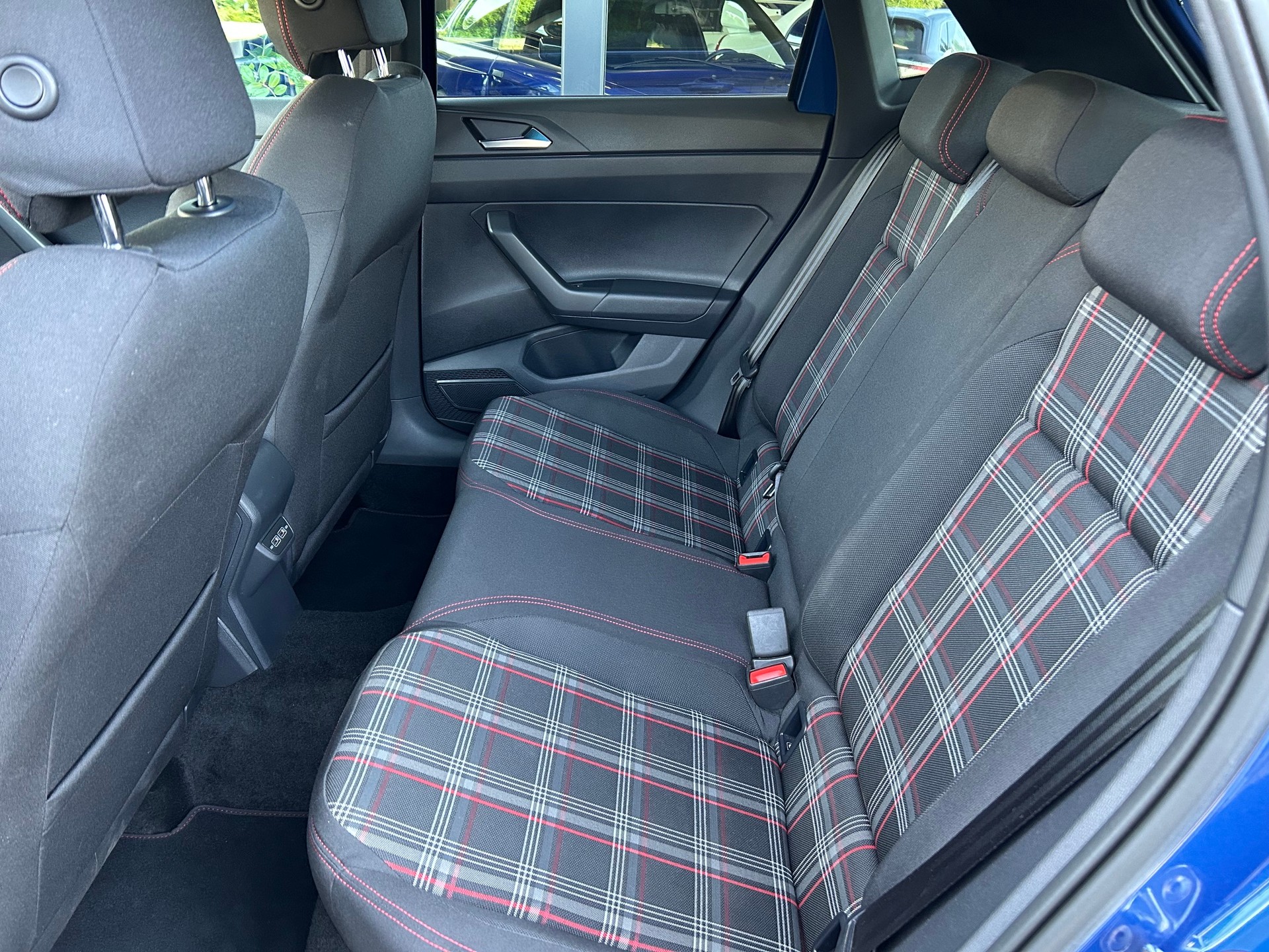 VW Polo 2.0 TSI GTI DSG-image-13