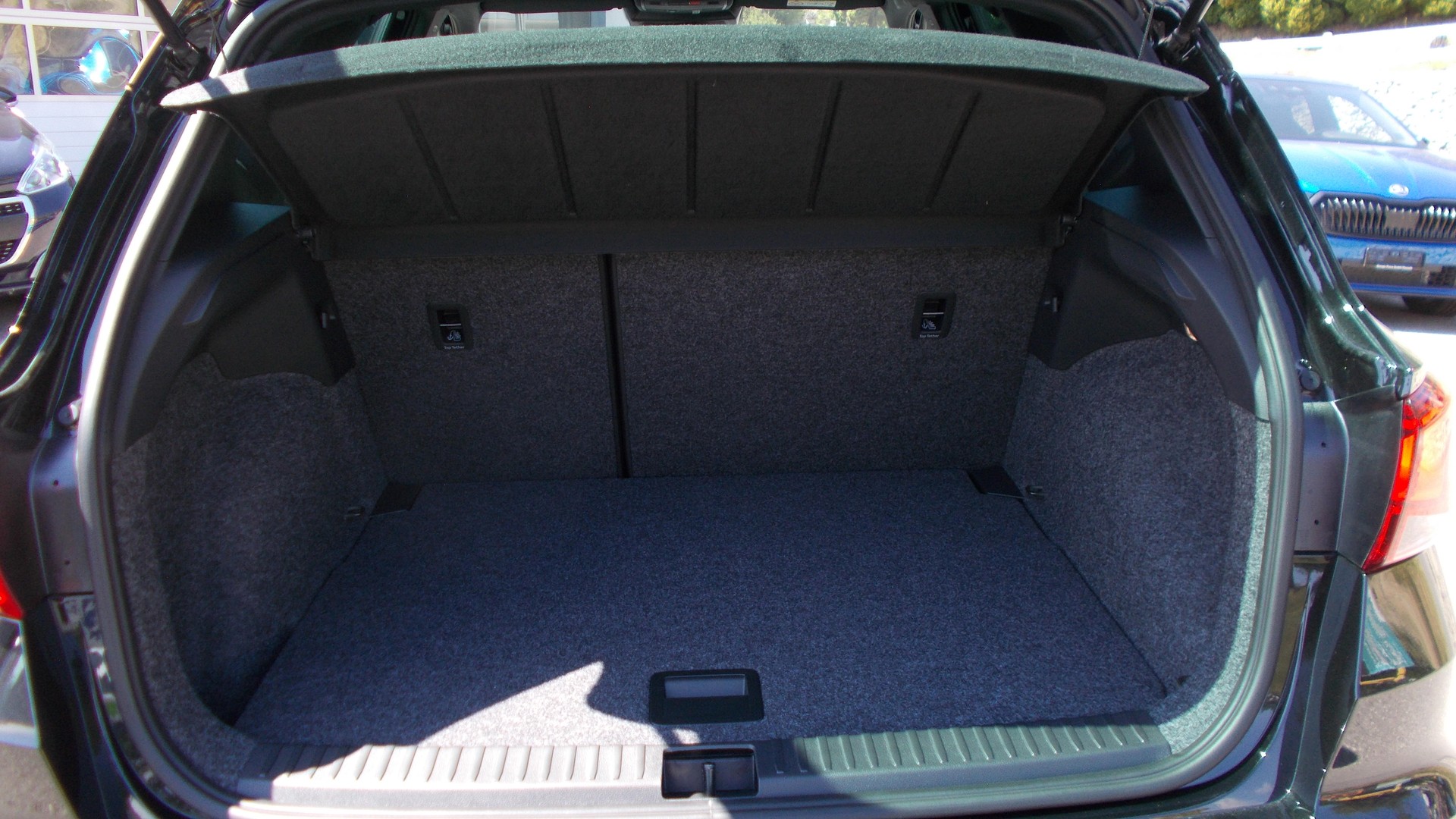 SEAT Arona 1.5 Eco TSI FR DSG-image-4