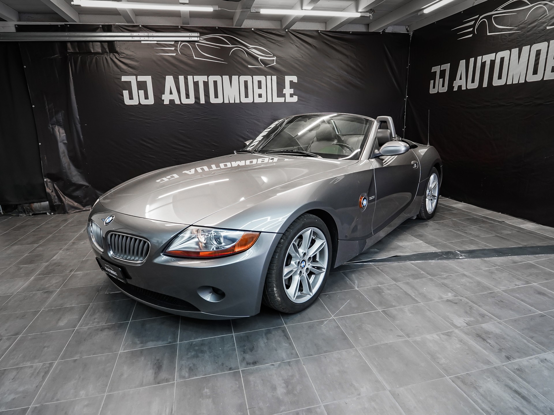 BMW Z4 3.0i Roadster-image-0