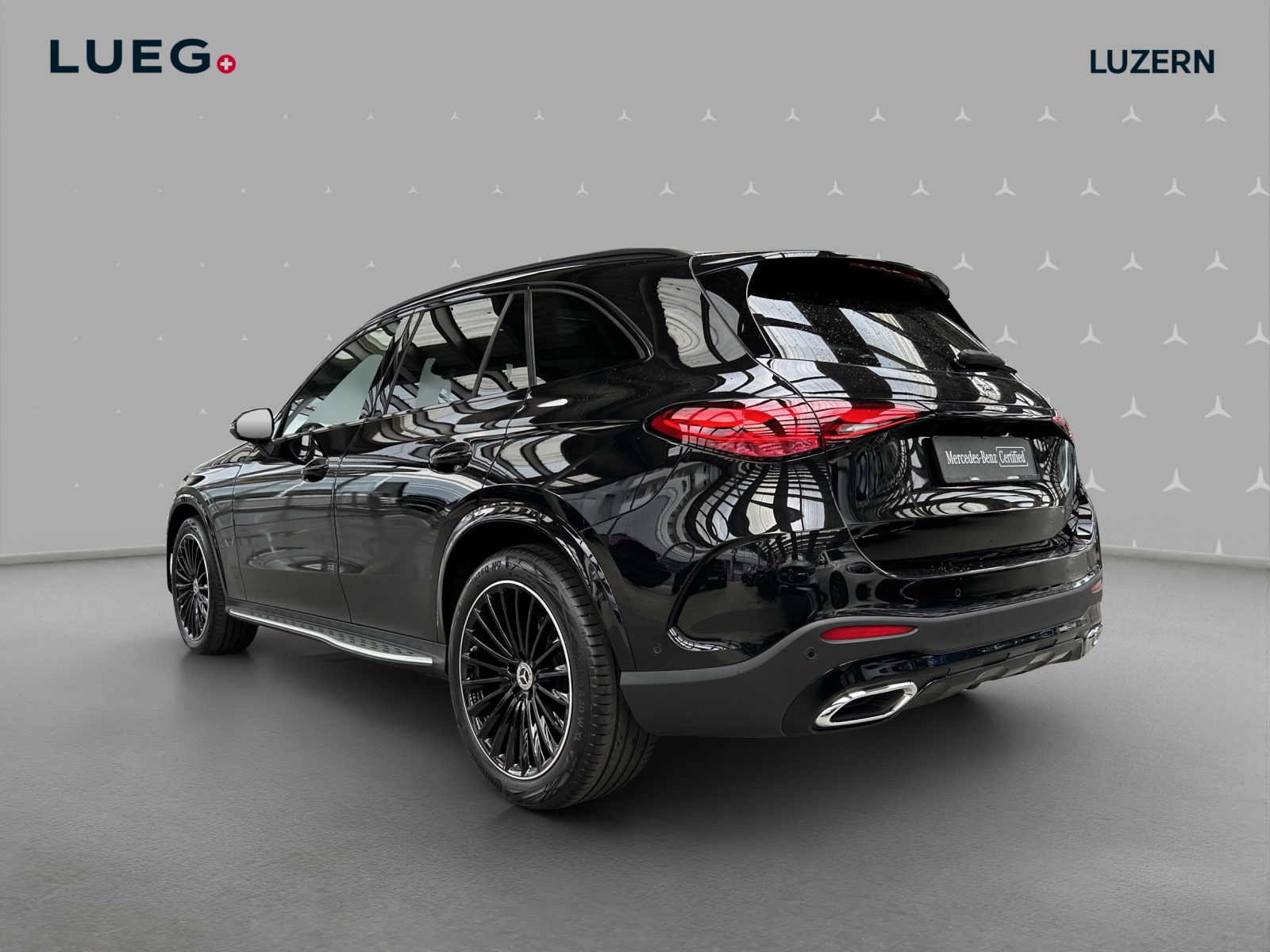 MERCEDES-BENZ GLC 300 4Matic 9G-Tronic-image-2