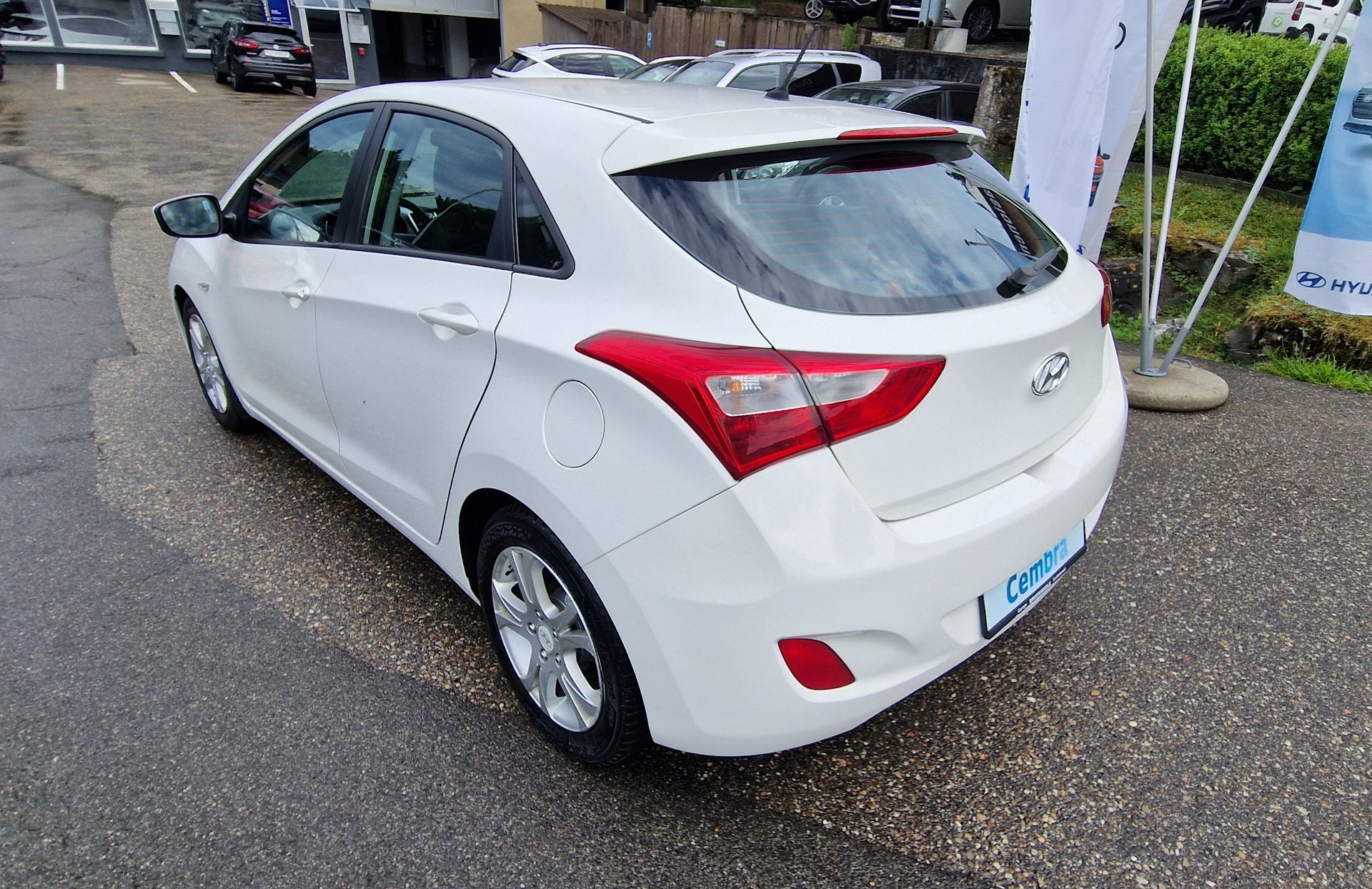 HYUNDAI i30 1.4 Comfort-image-5