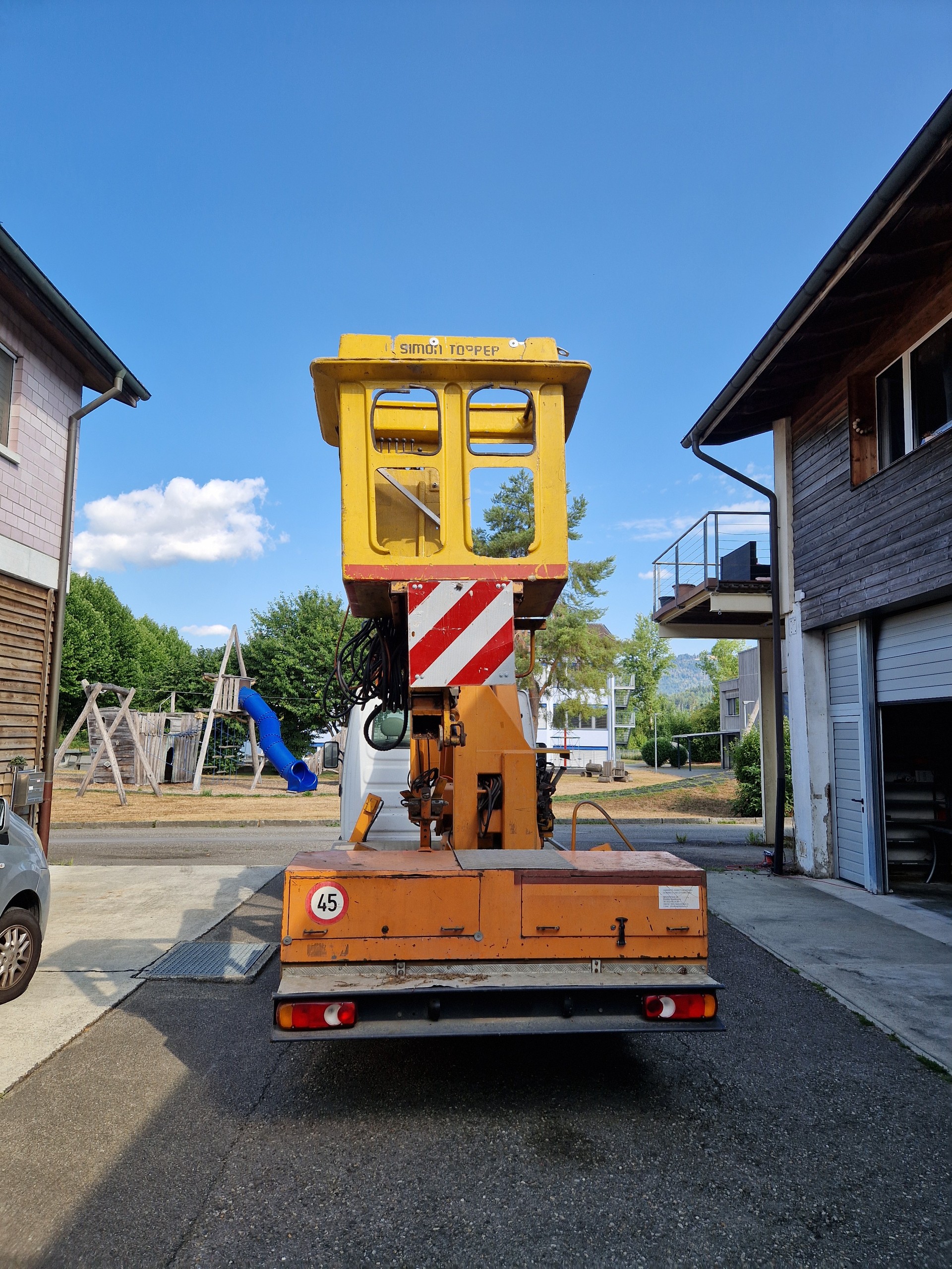 RENAULT Mascott-image-1