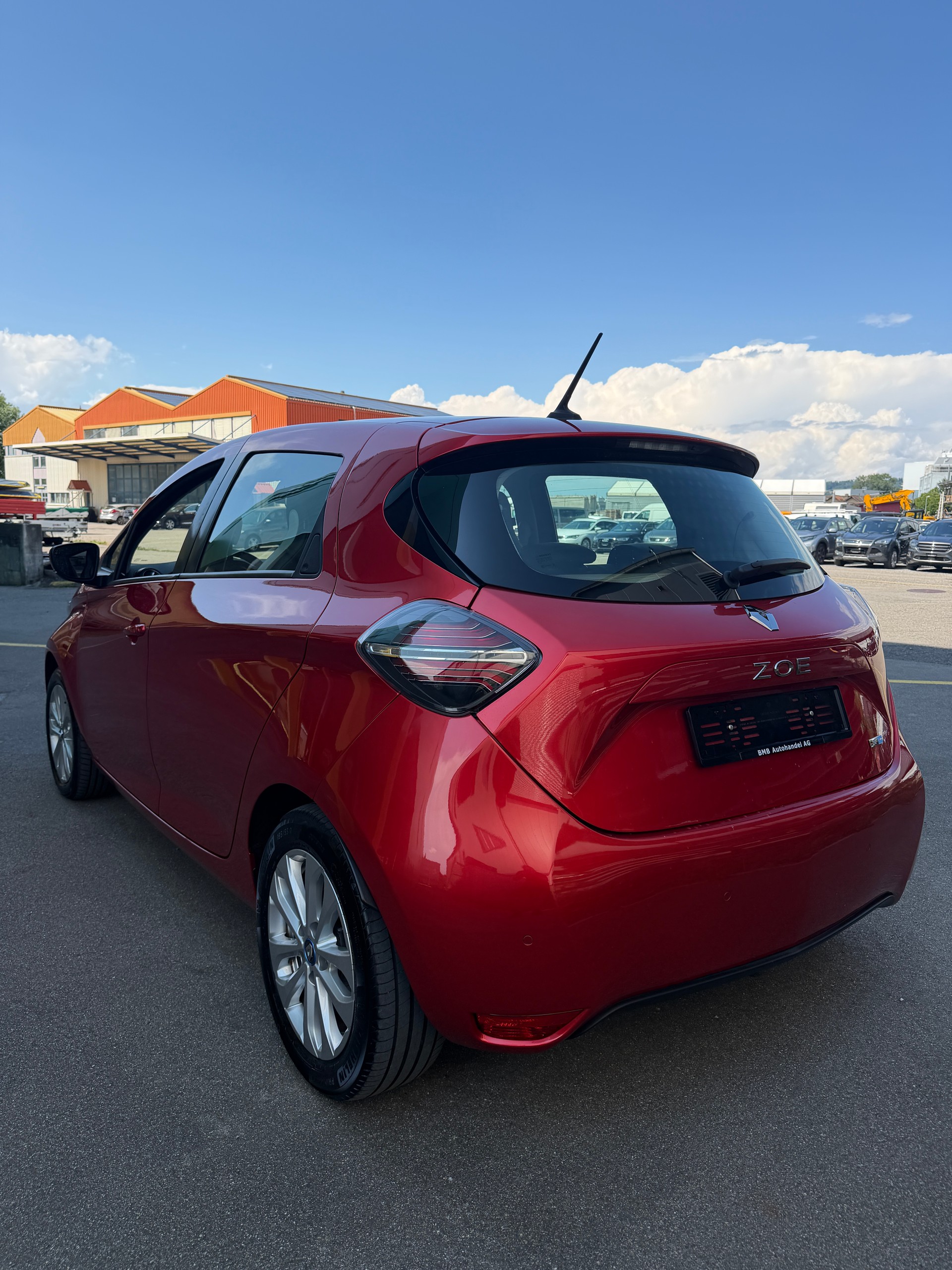 RENAULT Zoe Riviera R135 (Batterie Miete)-image-3