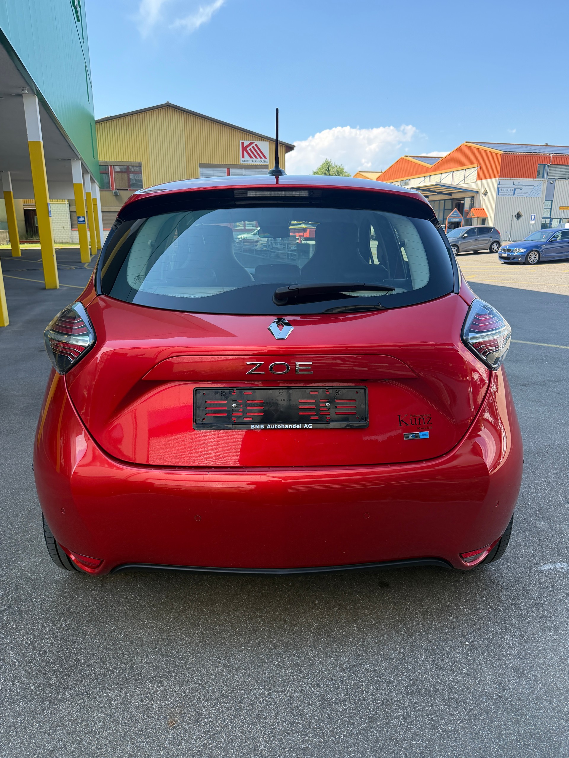 RENAULT Zoe Riviera R135 (Batterie Miete)-image-4