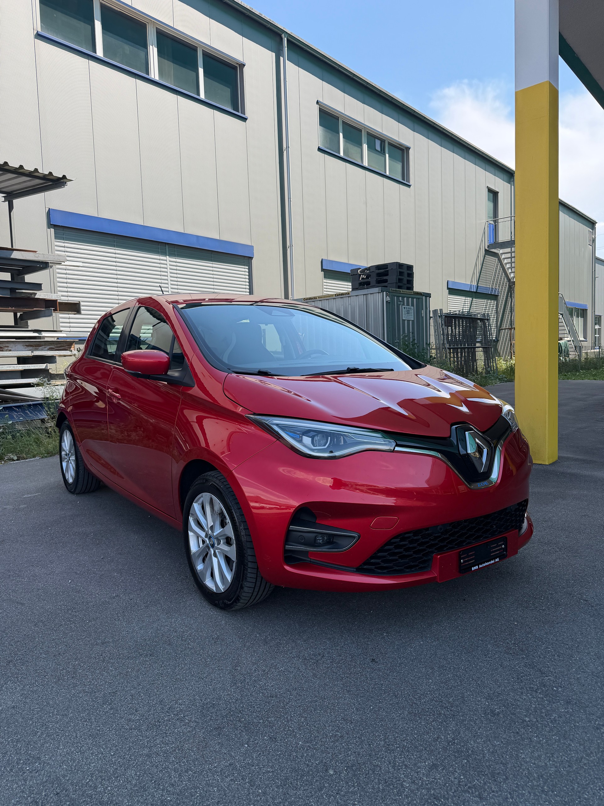RENAULT Zoe Riviera R135 (Batterie Miete)-image-0
