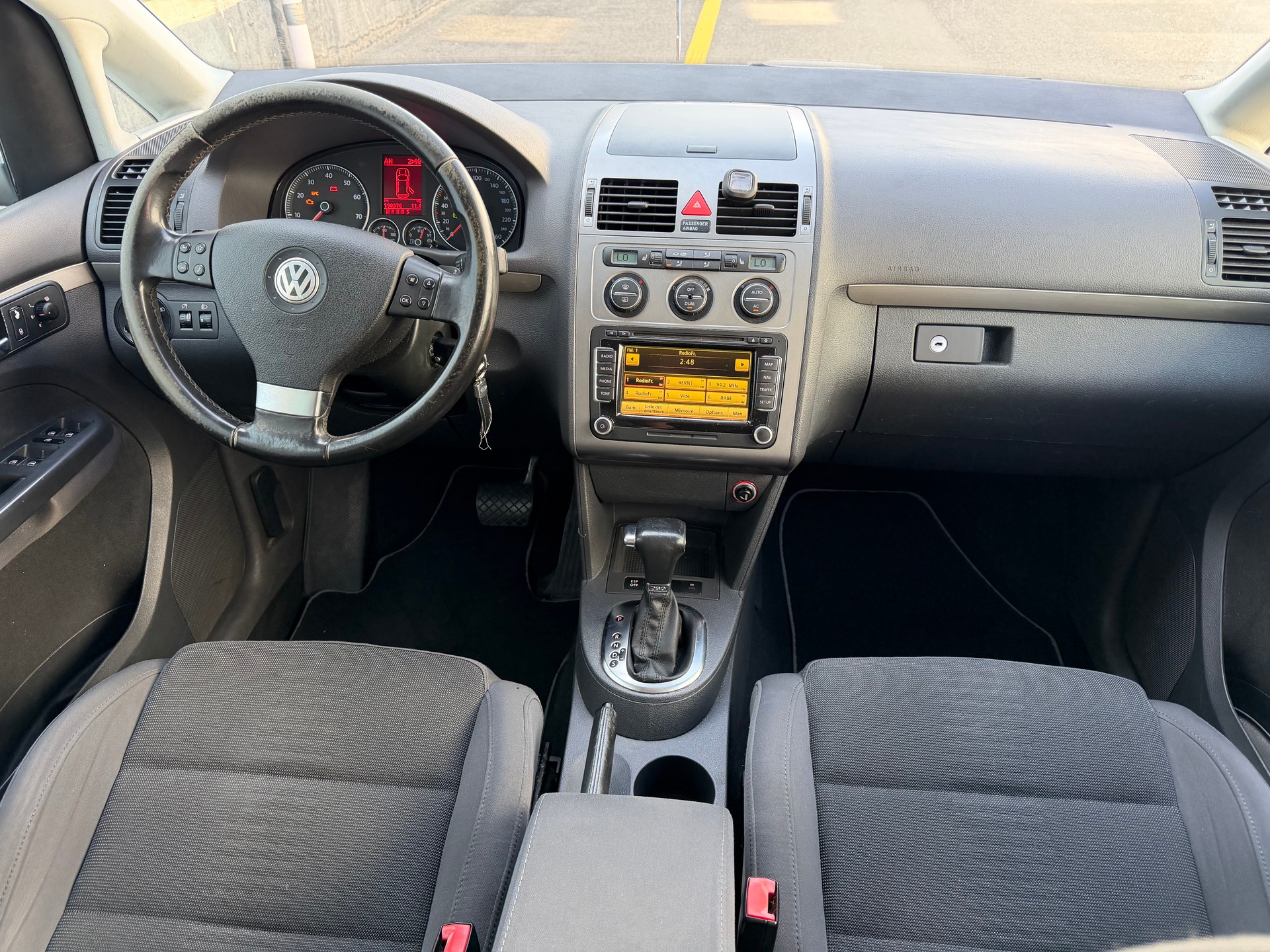 VW Touran 1.4 TSI Highline DSG-image-7