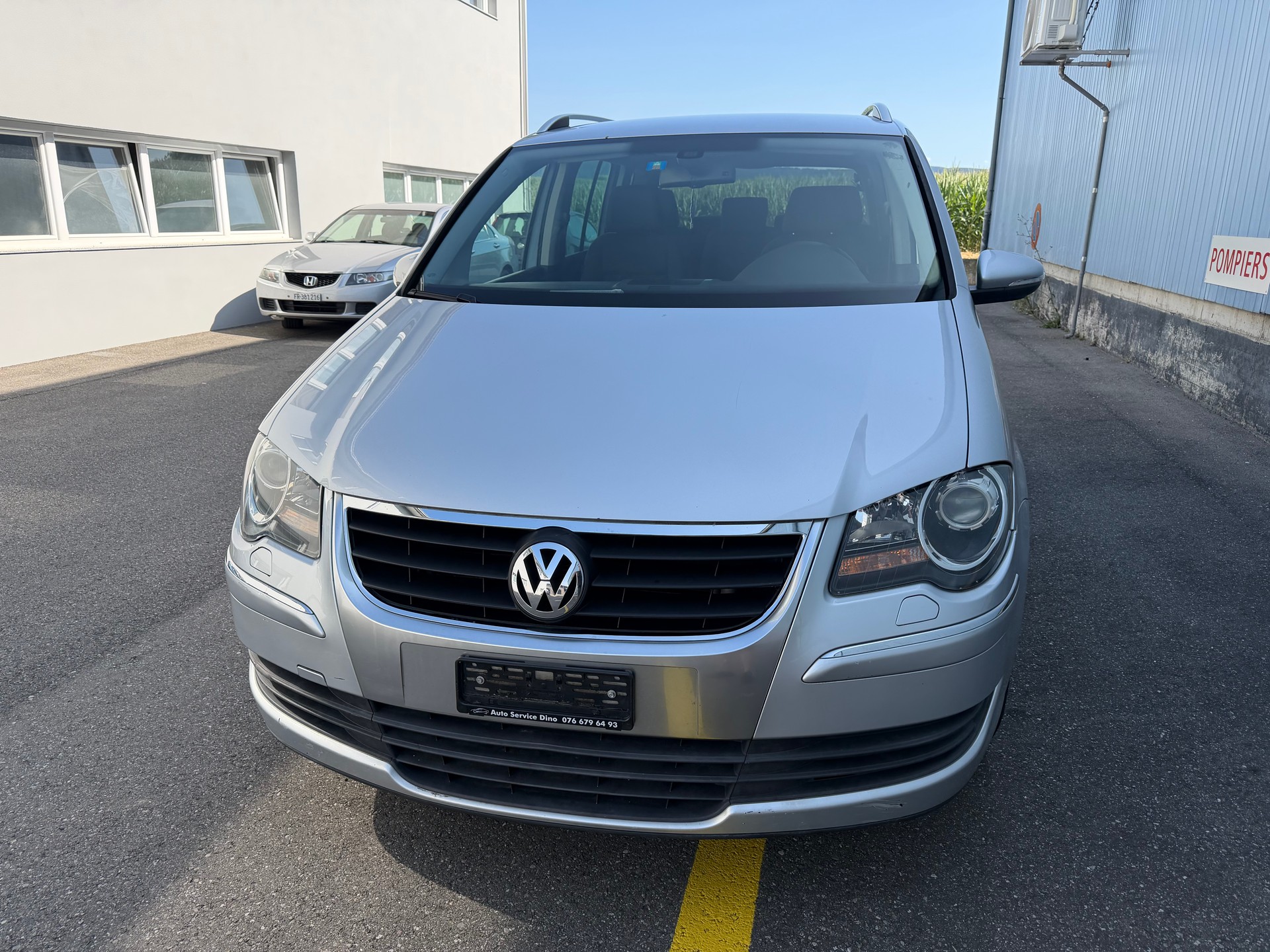 VW Touran 1.4 TSI Highline DSG-image-2