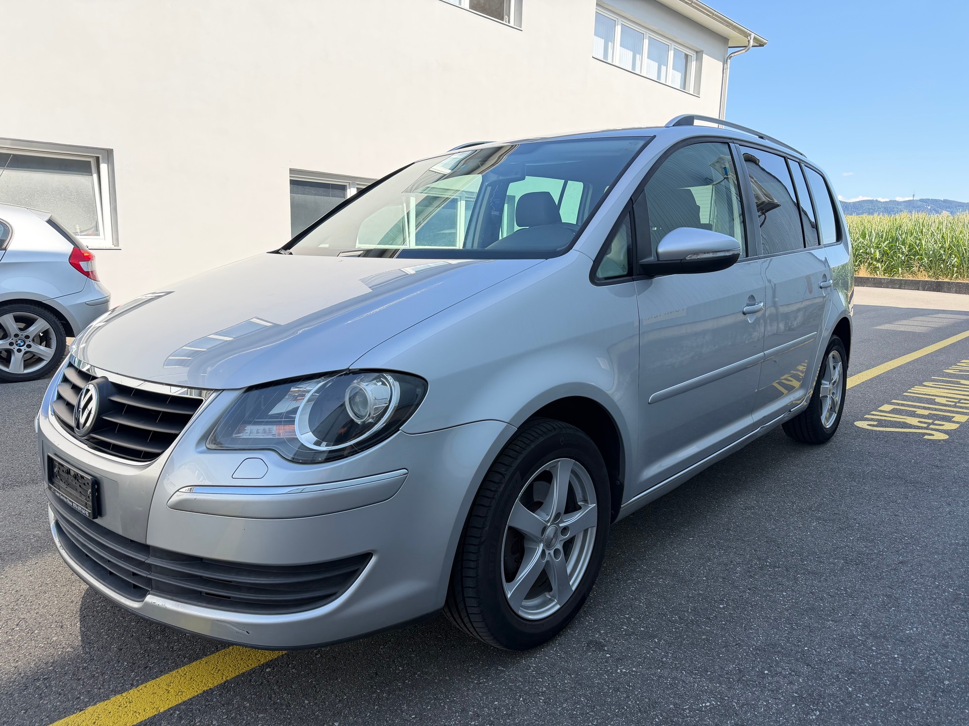 VW Touran 1.4 TSI Highline DSG-image-0