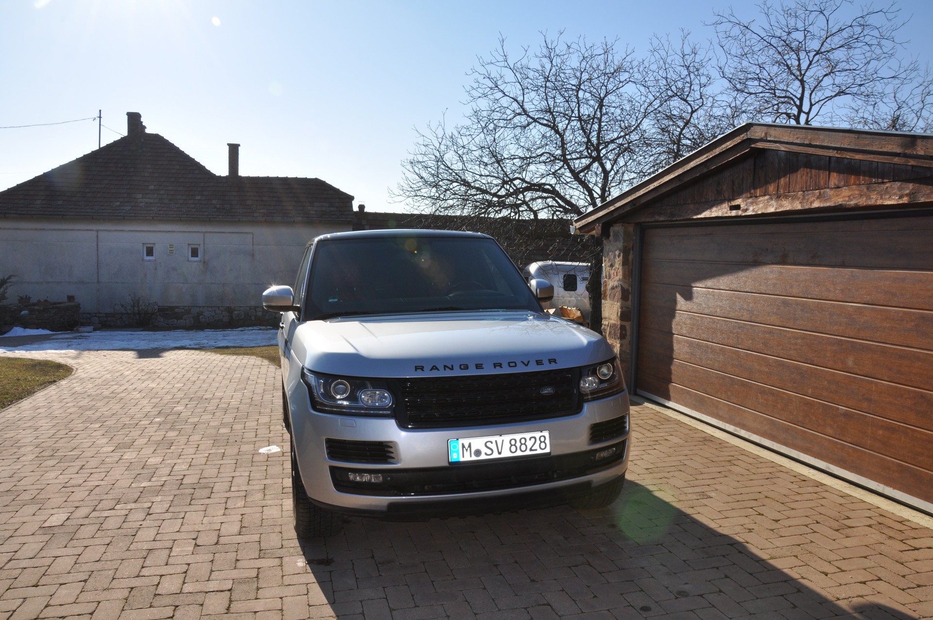 LAND ROVER 5.0 V8 SC Autobiography-image-2