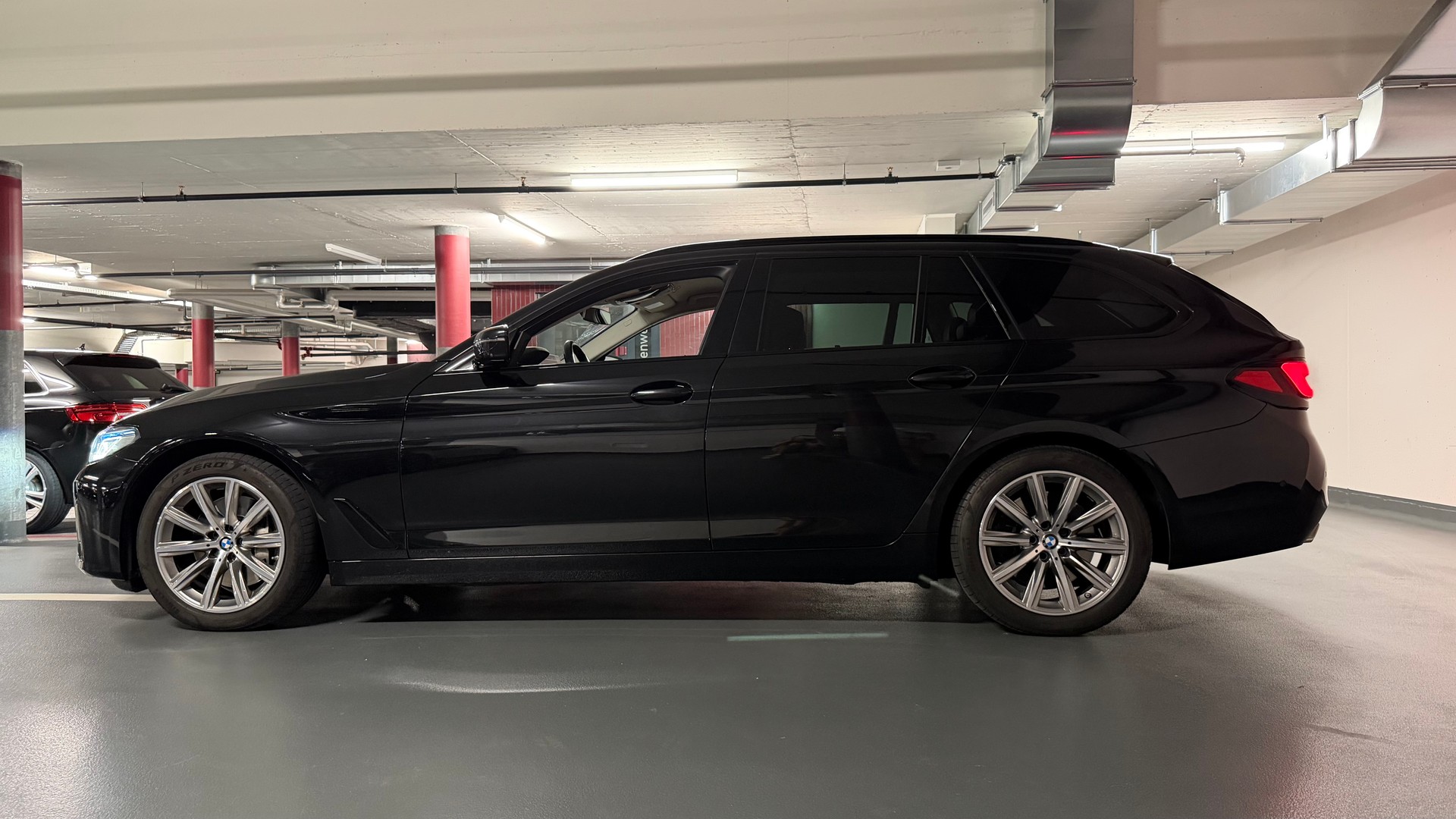 BMW 530d xDrive SAG-image-0