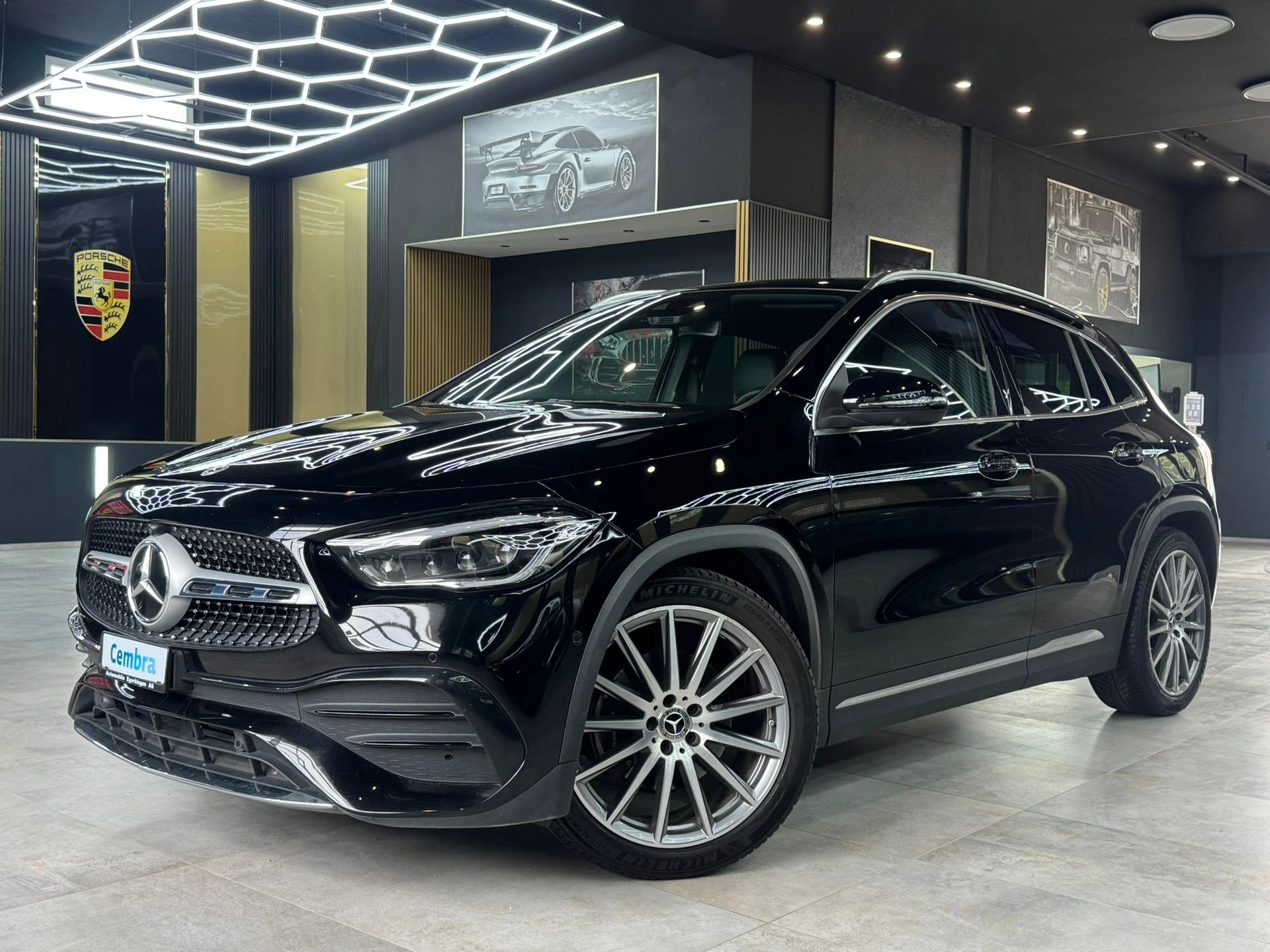 MERCEDES-BENZ GLA 200 4Matic AMG Line 8G-DCT