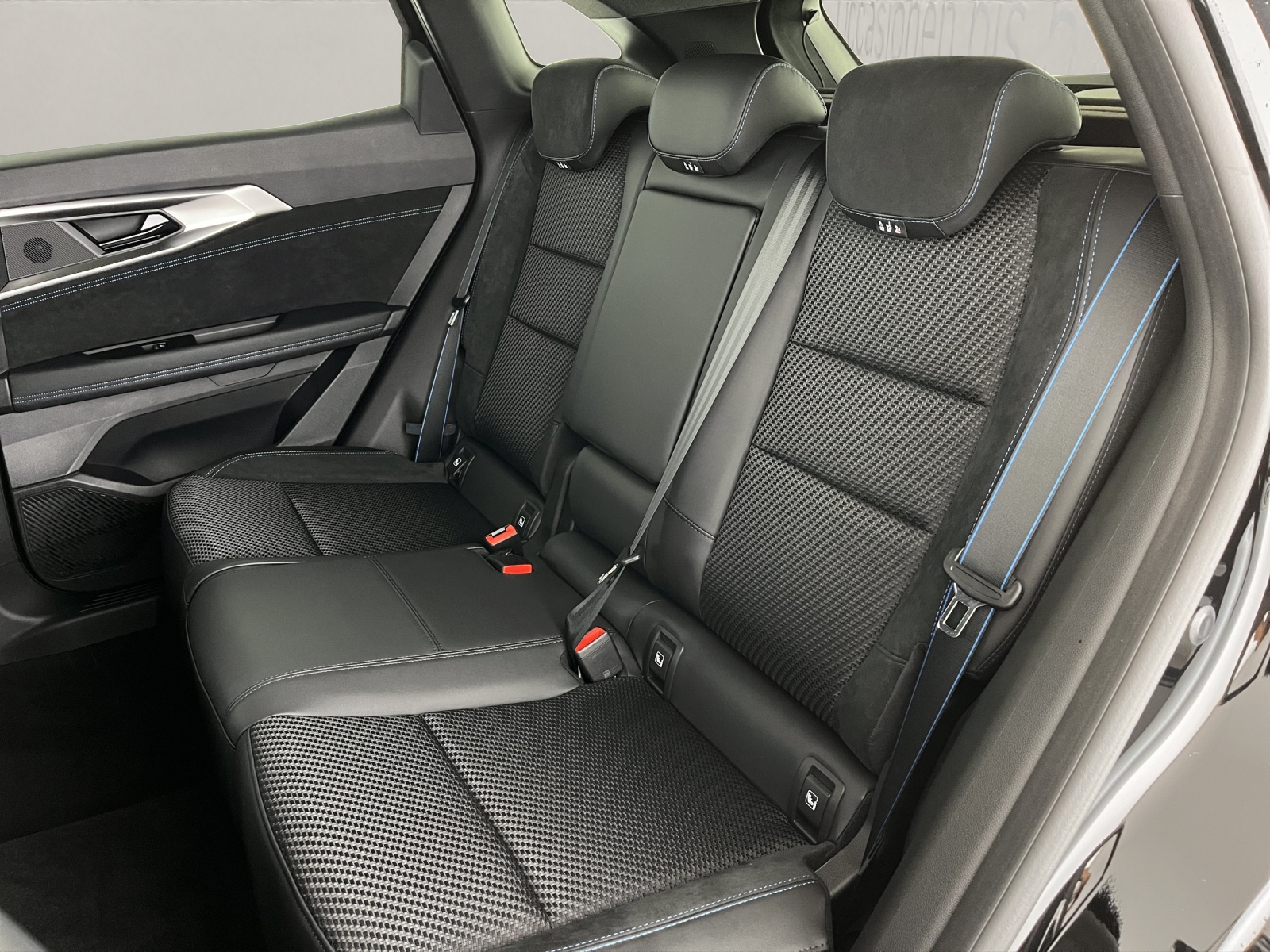RENAULT Austral 1.2 E-Tech esprit Alpine-image-16