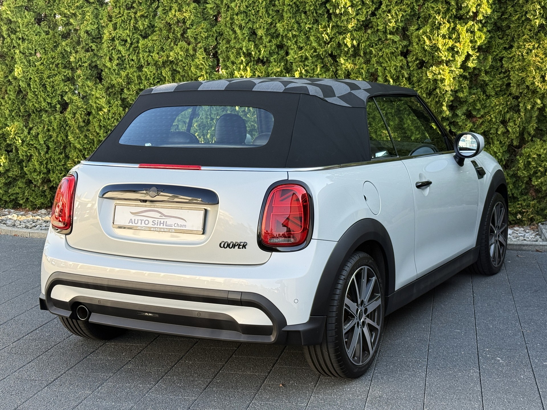MINI Cooper Cabriolet DKG / Gratis Service / Digital Tacho-image-19