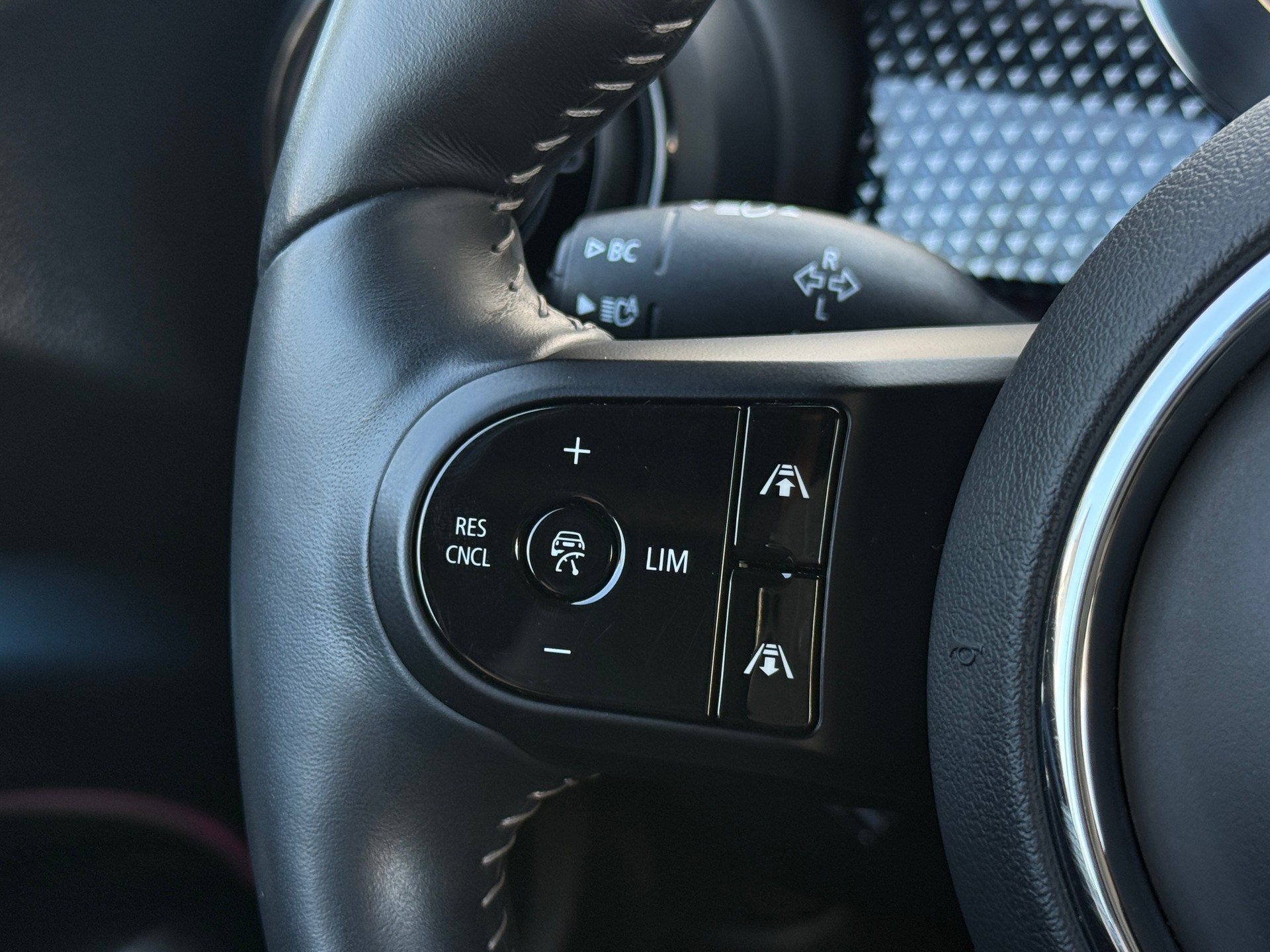 MINI Cooper Cabriolet DKG / Gratis Service / Digital Tacho-image-26